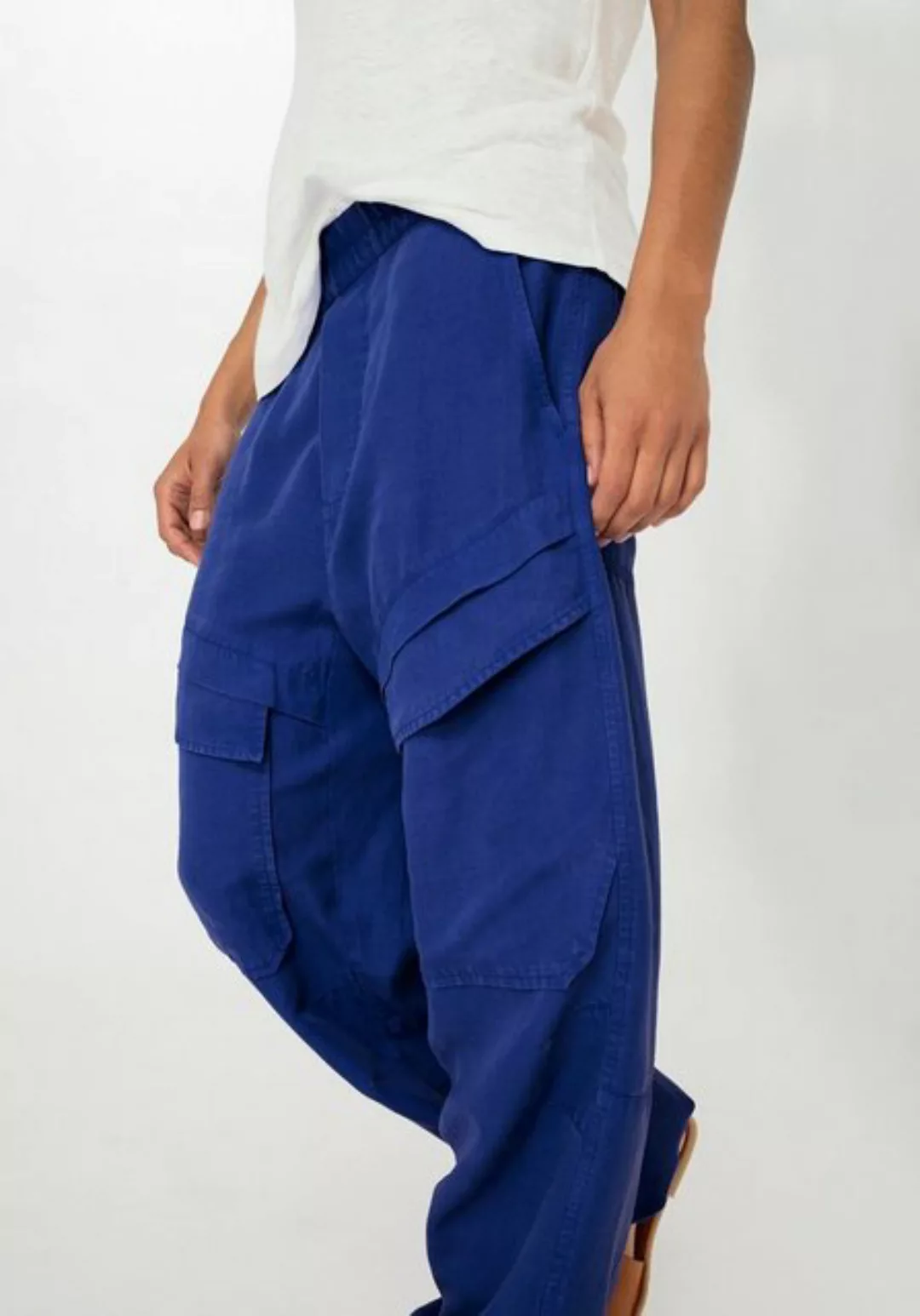 Hessnatur Stoffhose Cargo Relaxed aus TENCEL™ Lyocell mit Leinen (1-tlg) günstig online kaufen