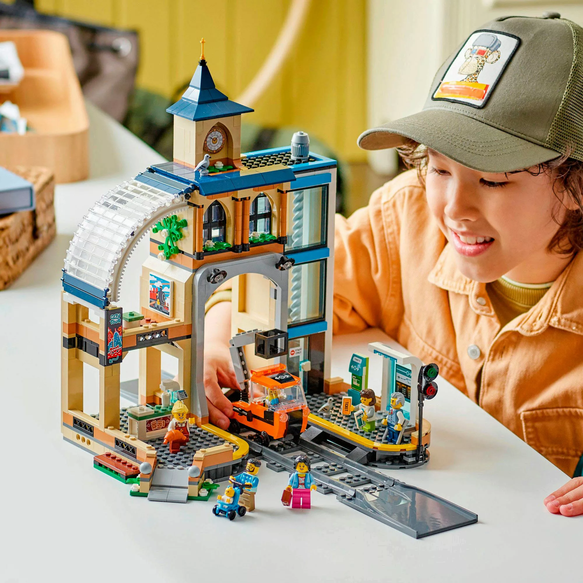 LEGO® Hauptbahnhof (60469), LEGO City Konstruktionsspielsteine, günstig online kaufen