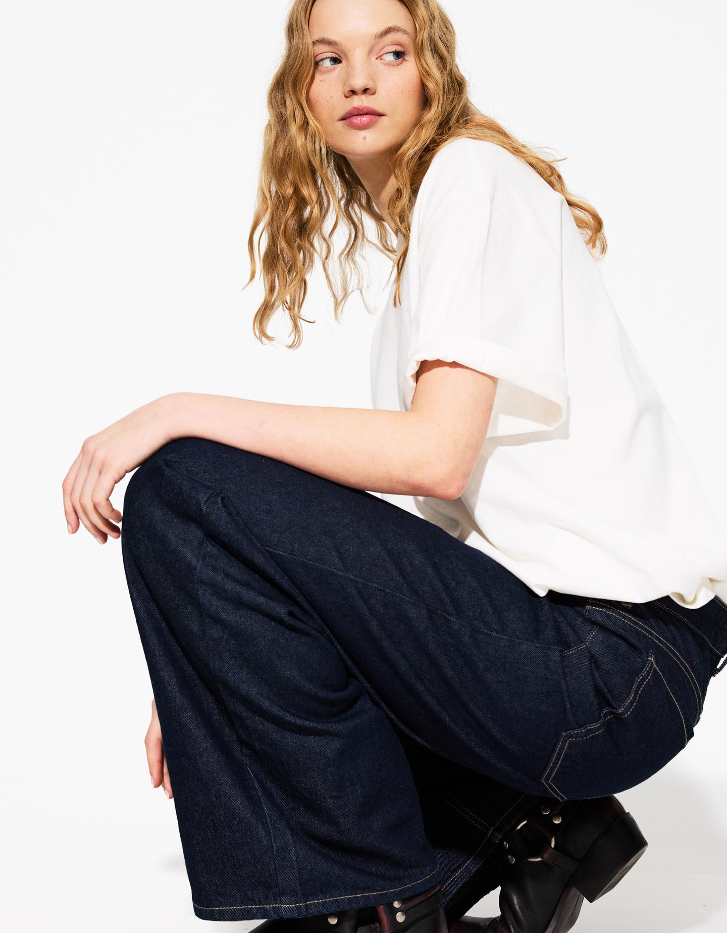 Bershka Oversize-T-Shirt Aus Schwerem Baumwollcotton Mit Kurzen Ärmeln Dame günstig online kaufen