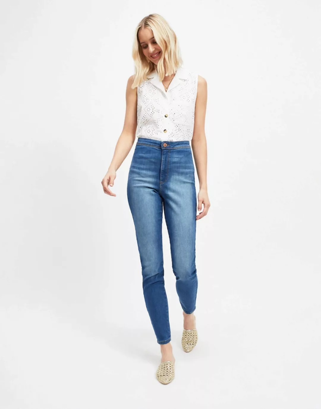 Miss Selfridge – Steffi Tall – Eng geschnittene Jeans in verwaschenem Mitte günstig online kaufen