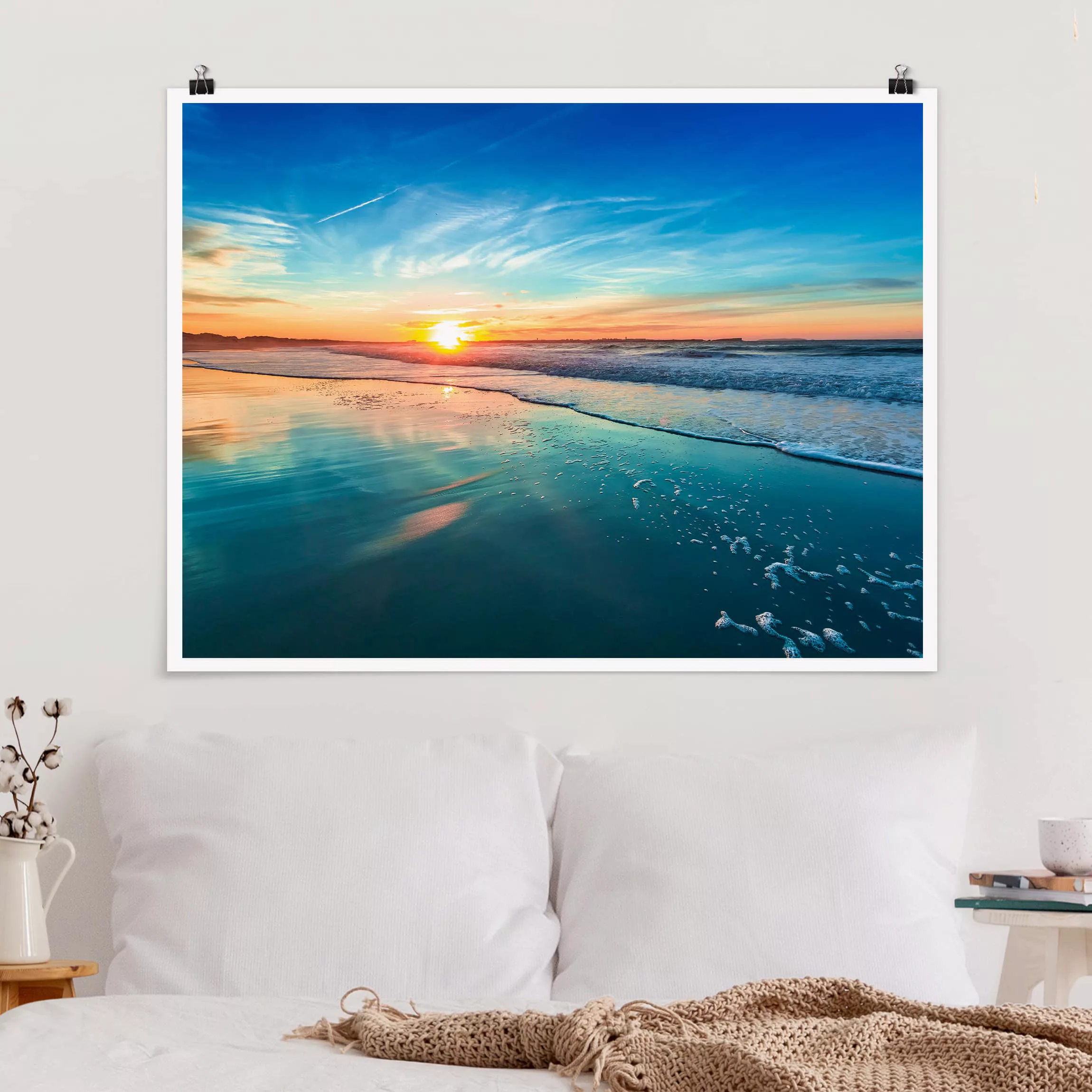 Poster Strand - Querformat Romantischer Sonnenuntergang am Meer günstig online kaufen