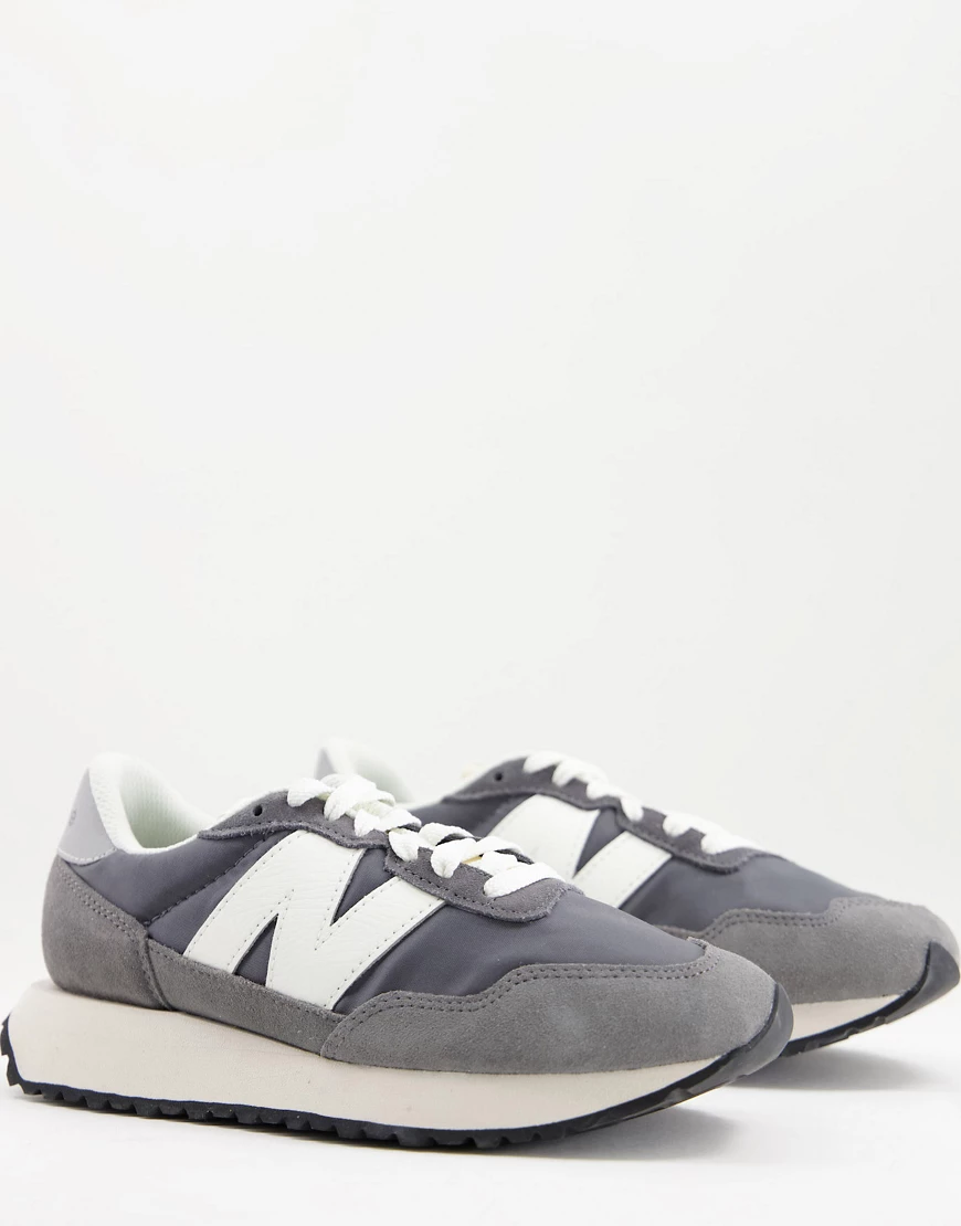 New Balance – 237 – Sneaker aus Netzstoff in Schwarz und Cremeweiß günstig online kaufen