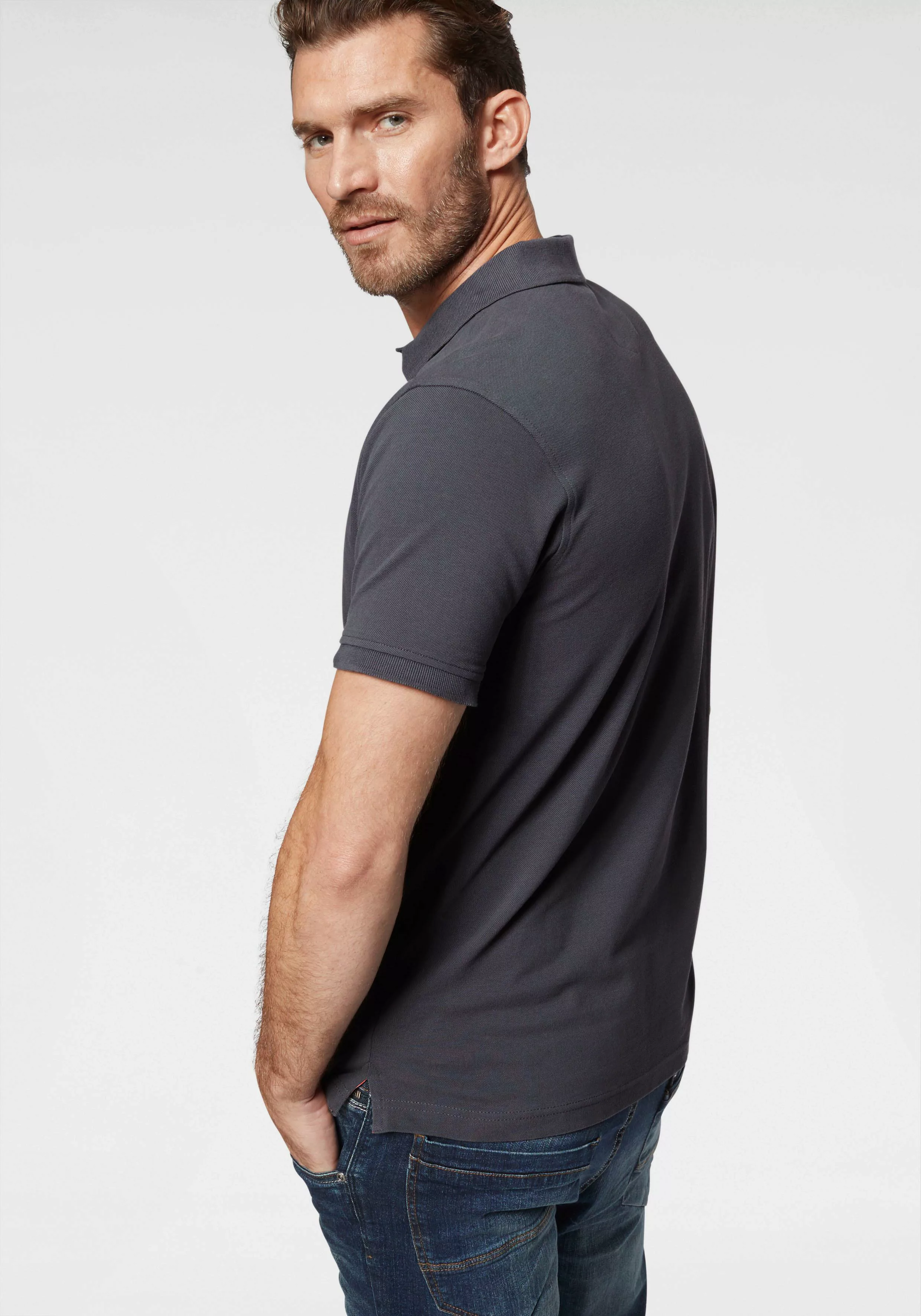 LERROS Poloshirt mit dezenter Stickerei auf der Brust günstig online kaufen