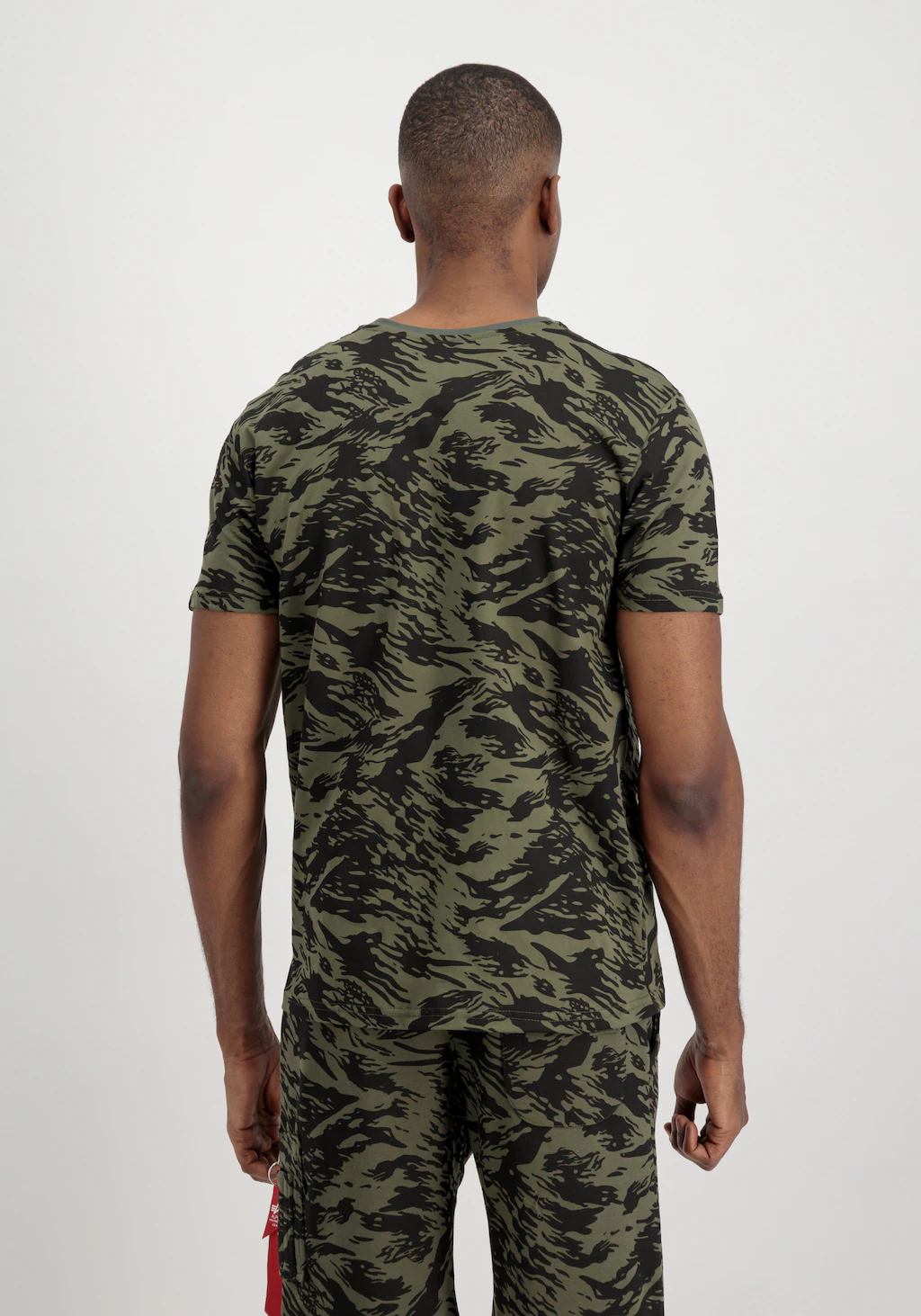 Alpha Industries T-Shirt "Alpha Industries Men - T-Shirts Basic T Small Log günstig online kaufen