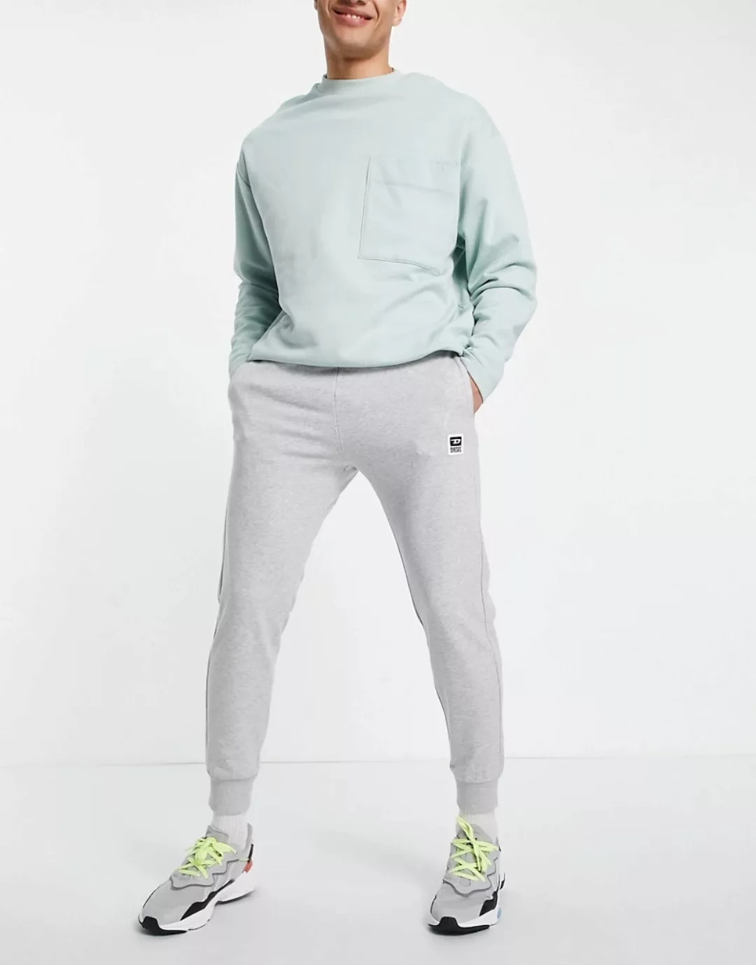 Diesel – Jogginghose in Grau mit Logo günstig online kaufen