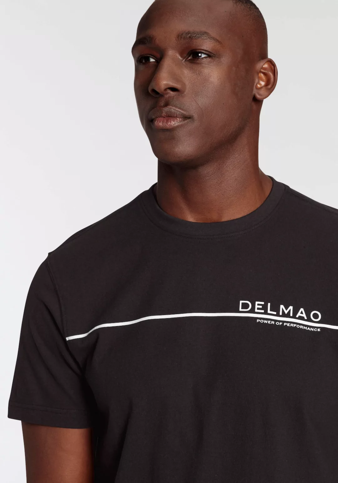 DELMAO T-Shirt, mit modischem Brustprint - NEUE MARKE günstig online kaufen