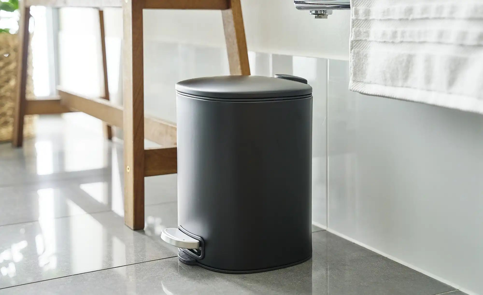 KHG Treteimer   ¦ schwarz ¦ Maße (cm): B: 25,2 H: 27 T: 20.0 Küchenzubehör günstig online kaufen