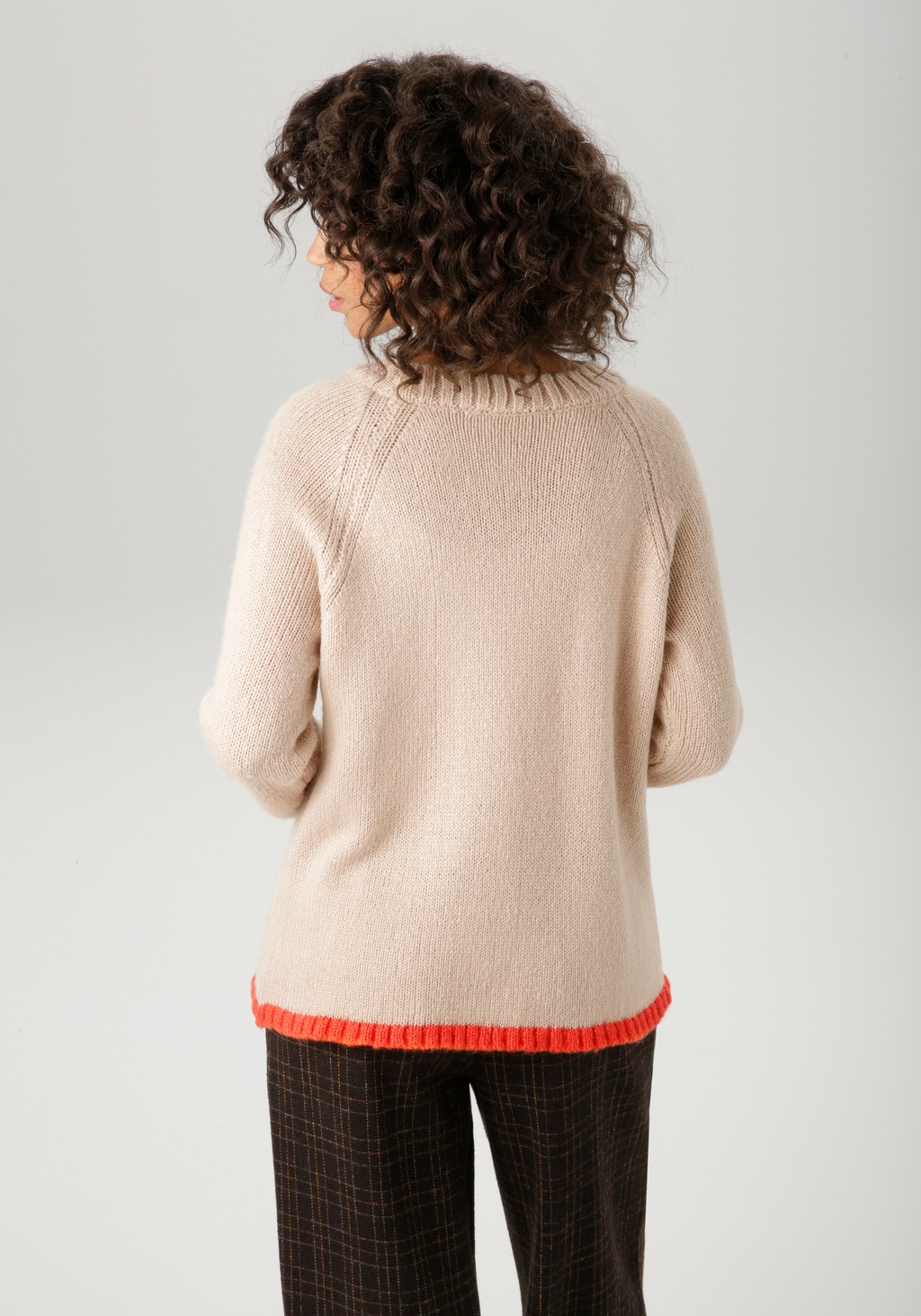 Aniston CASUAL Strickpullover, mit großem Stern im Vorderteil - NEUE KOLLEK günstig online kaufen