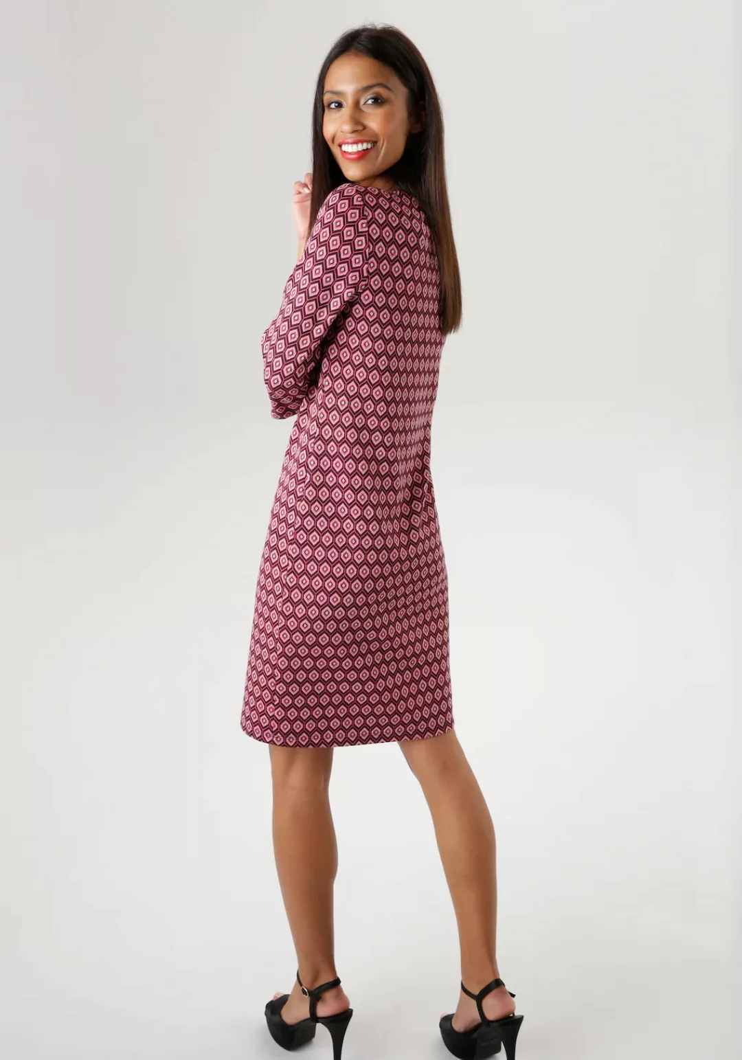 Aniston SELECTED Jerseykleid, mit trendy Retromuster - NEUE KOLLEKTION günstig online kaufen