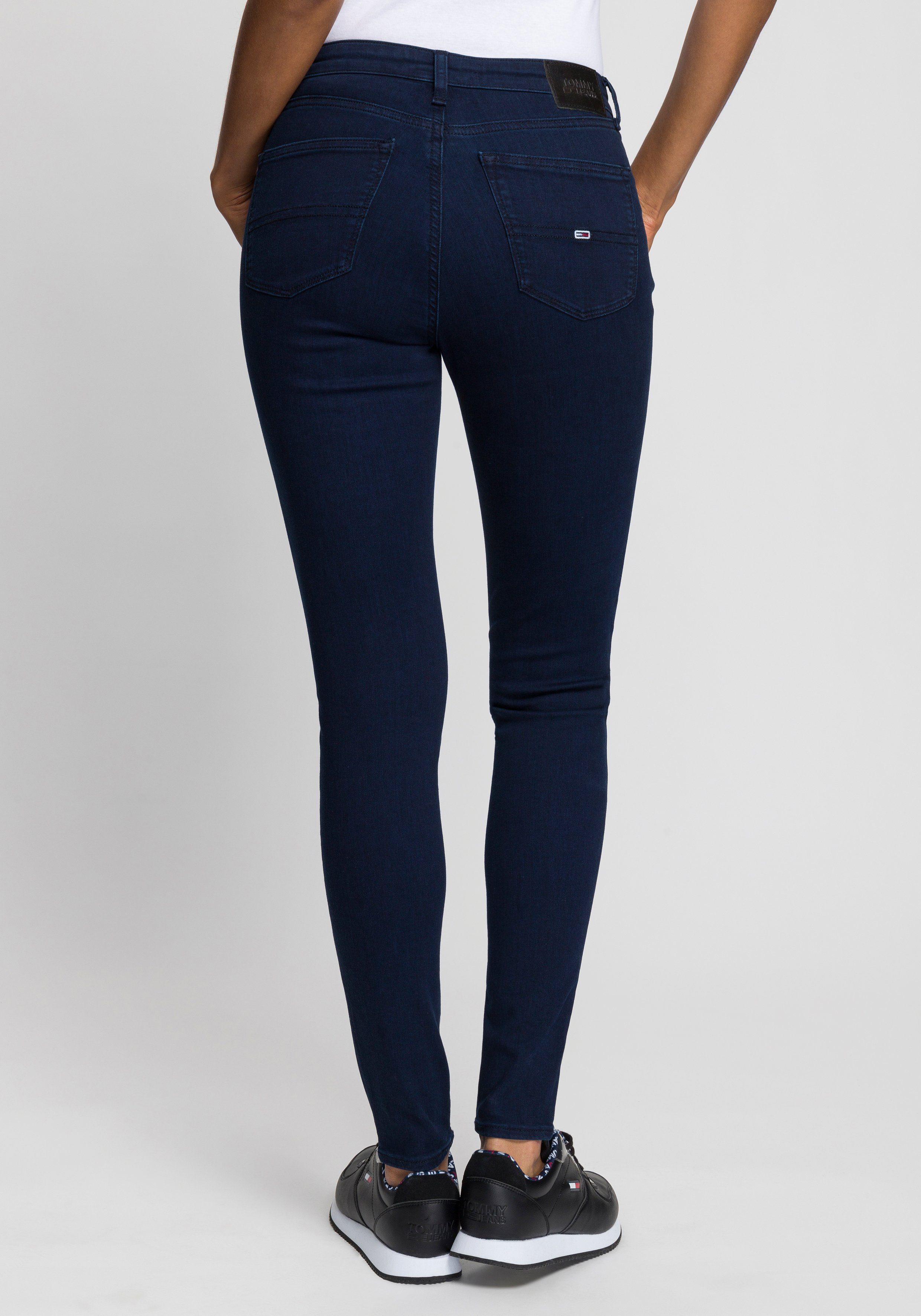 Tommy Jeans Skinny-fit-Jeans "Nora Mid Rise Skinny Fit", mit Tommy Jeans Lo günstig online kaufen