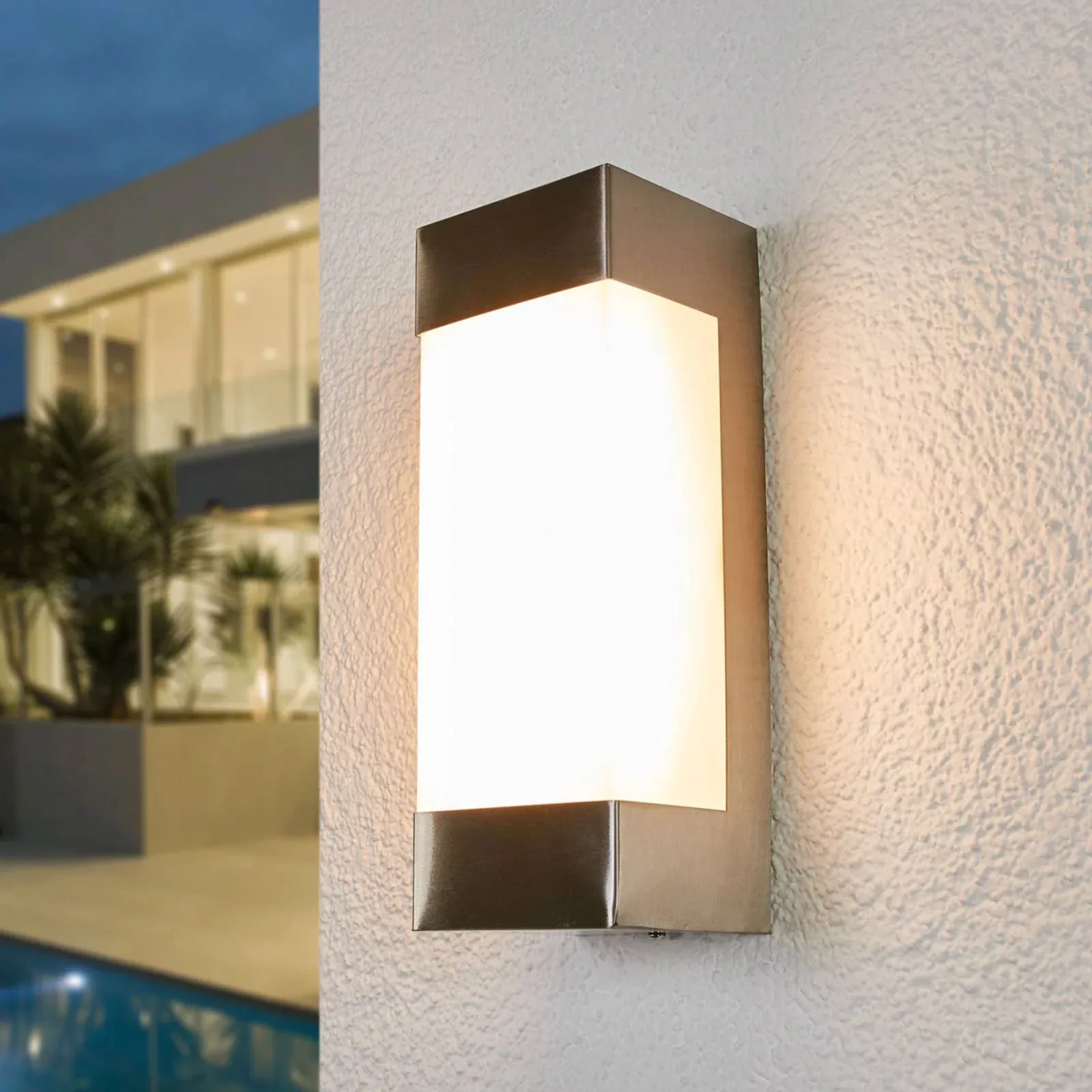 Severina - LED-Wandlampe aus Edelstahl günstig online kaufen