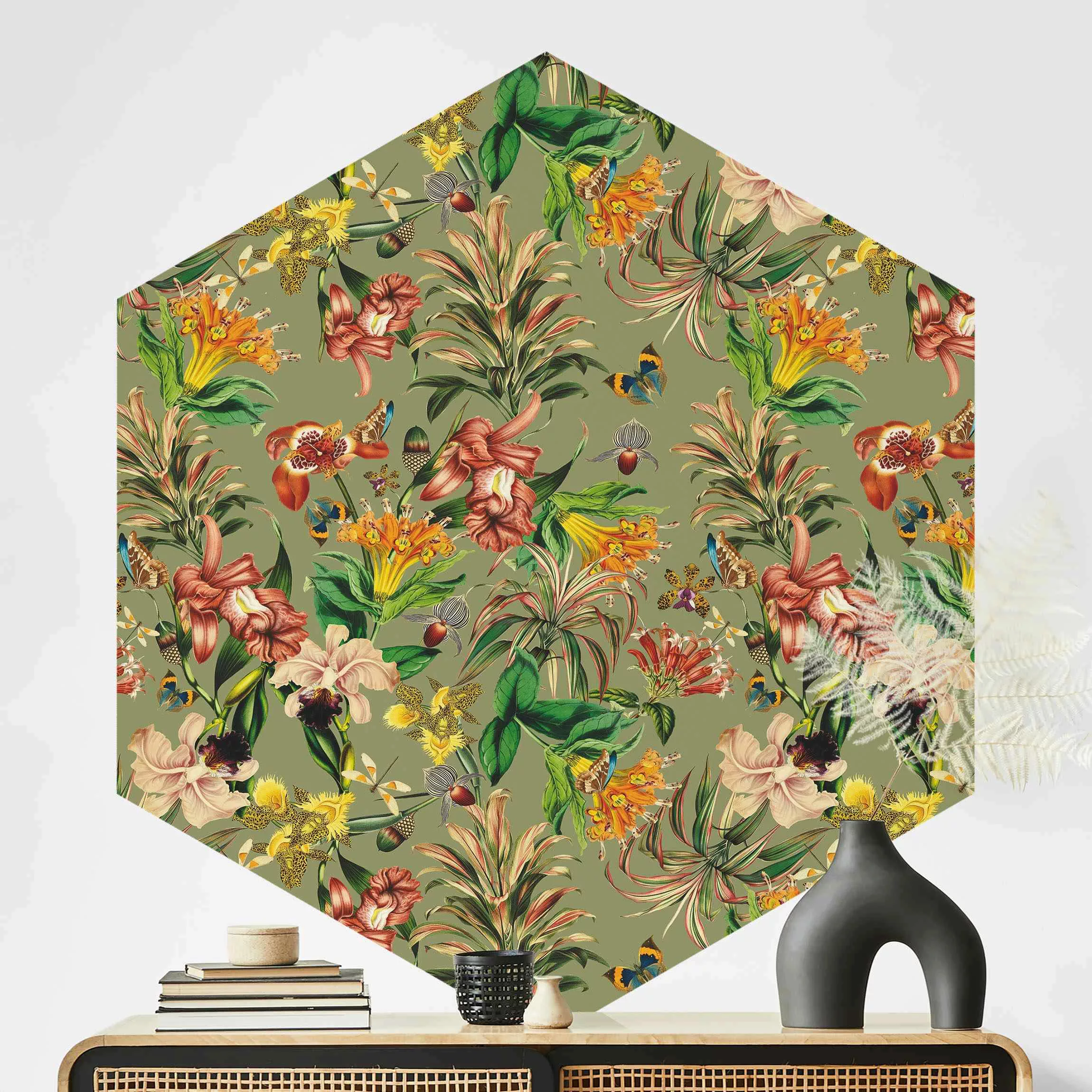 Hexagon Mustertapete selbstklebend Tropische Blumen vor Grün günstig online kaufen