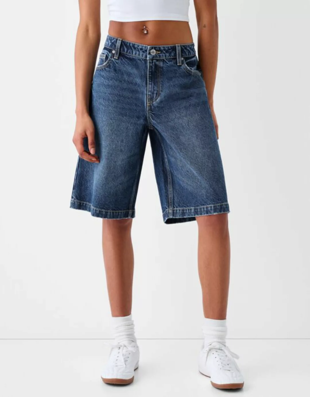 Bershka Jeans-Bermudashorts Im Baggy-Stil Damen 36 Blau günstig online kaufen
