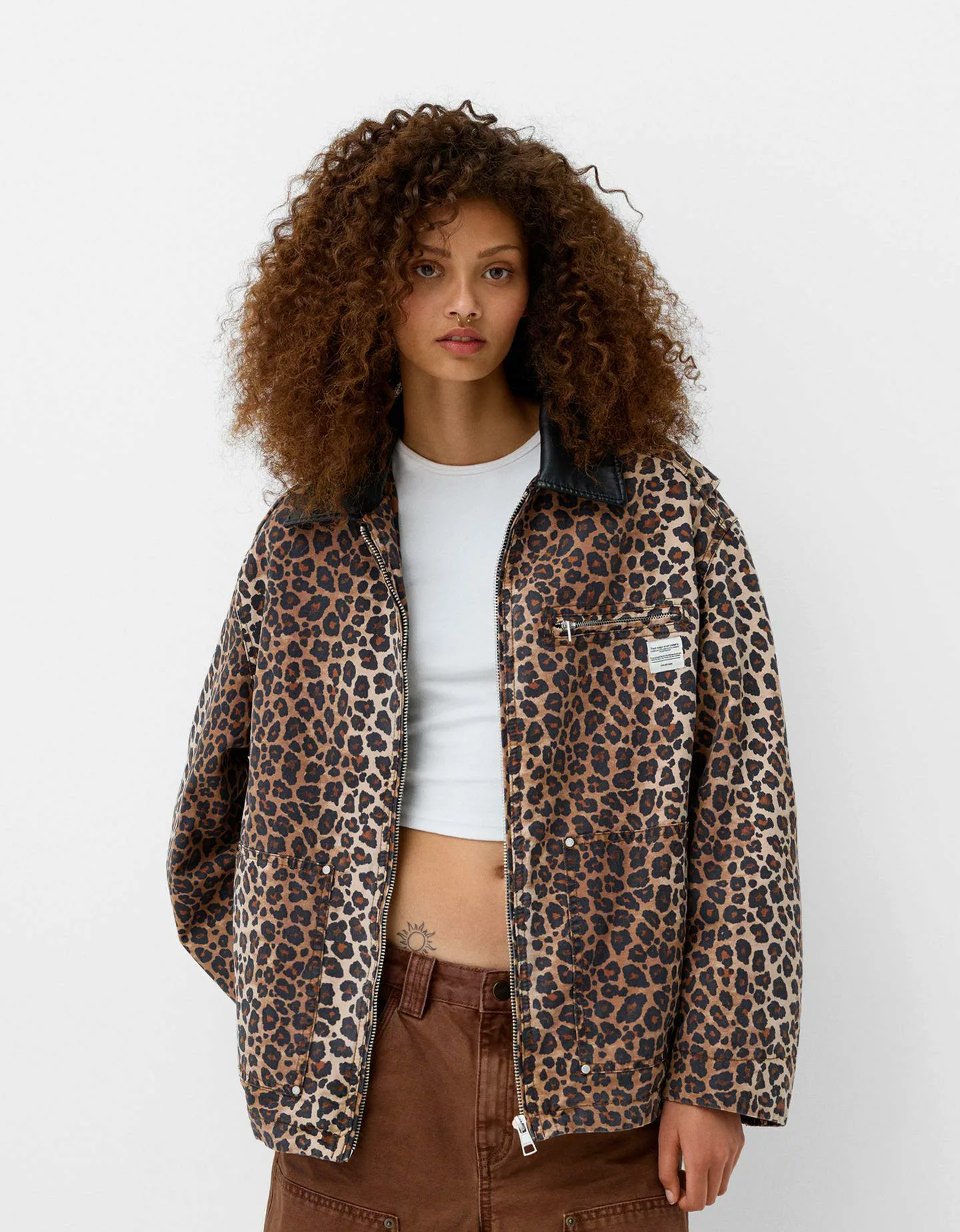 Bershka Jacke Mit Animalprint Damen L Camel günstig online kaufen