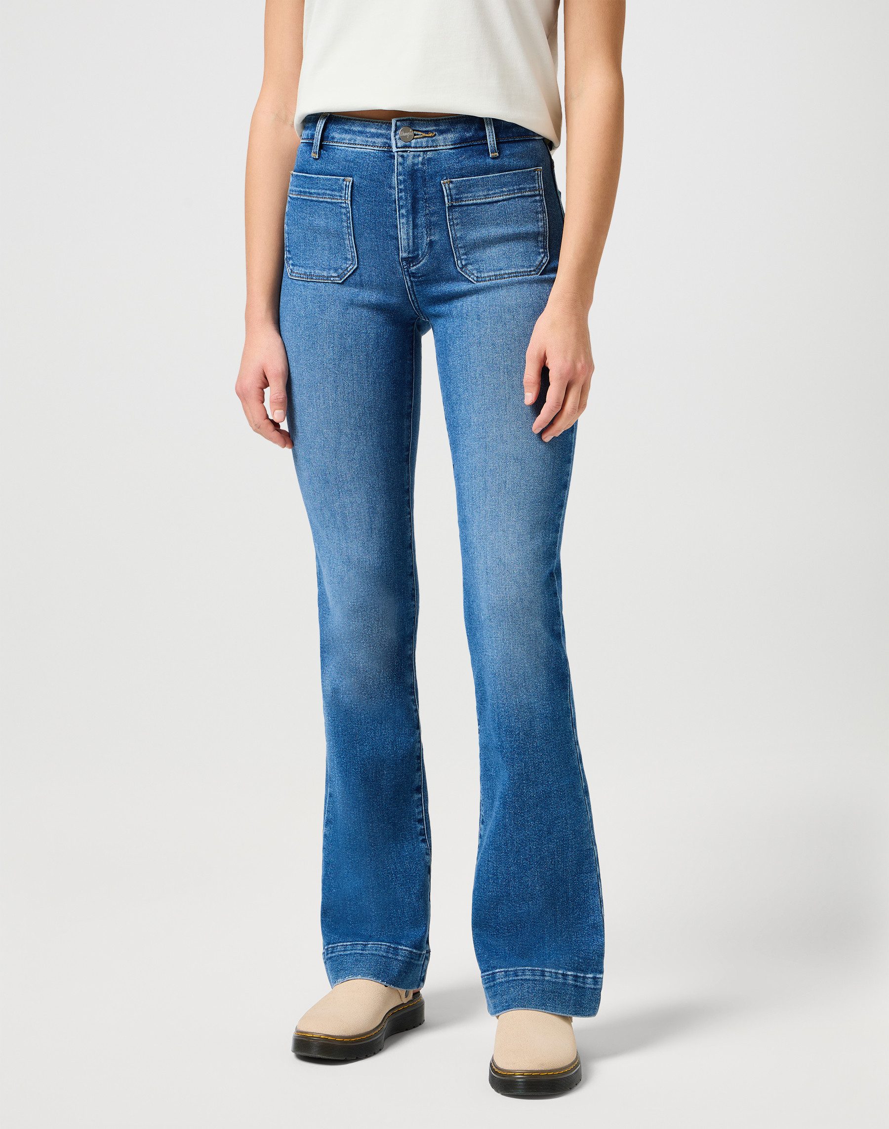 Wrangler Bootcut-Jeans "Flare", im Retro-Design mit ausgestelltem Bein günstig online kaufen