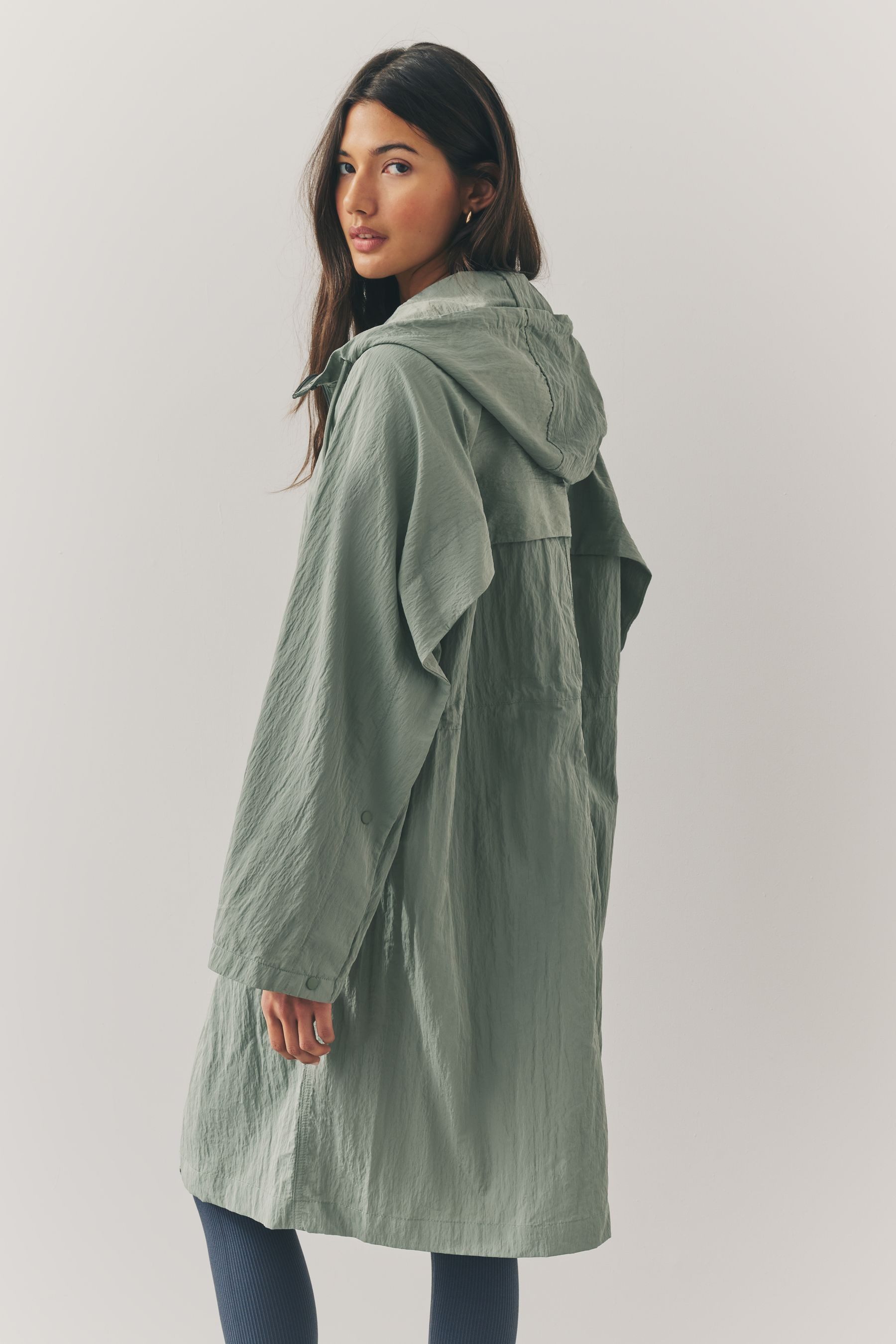 Next Regenjacke Wasserabweisende, leichte Jacke, Kurzgröße günstig online kaufen