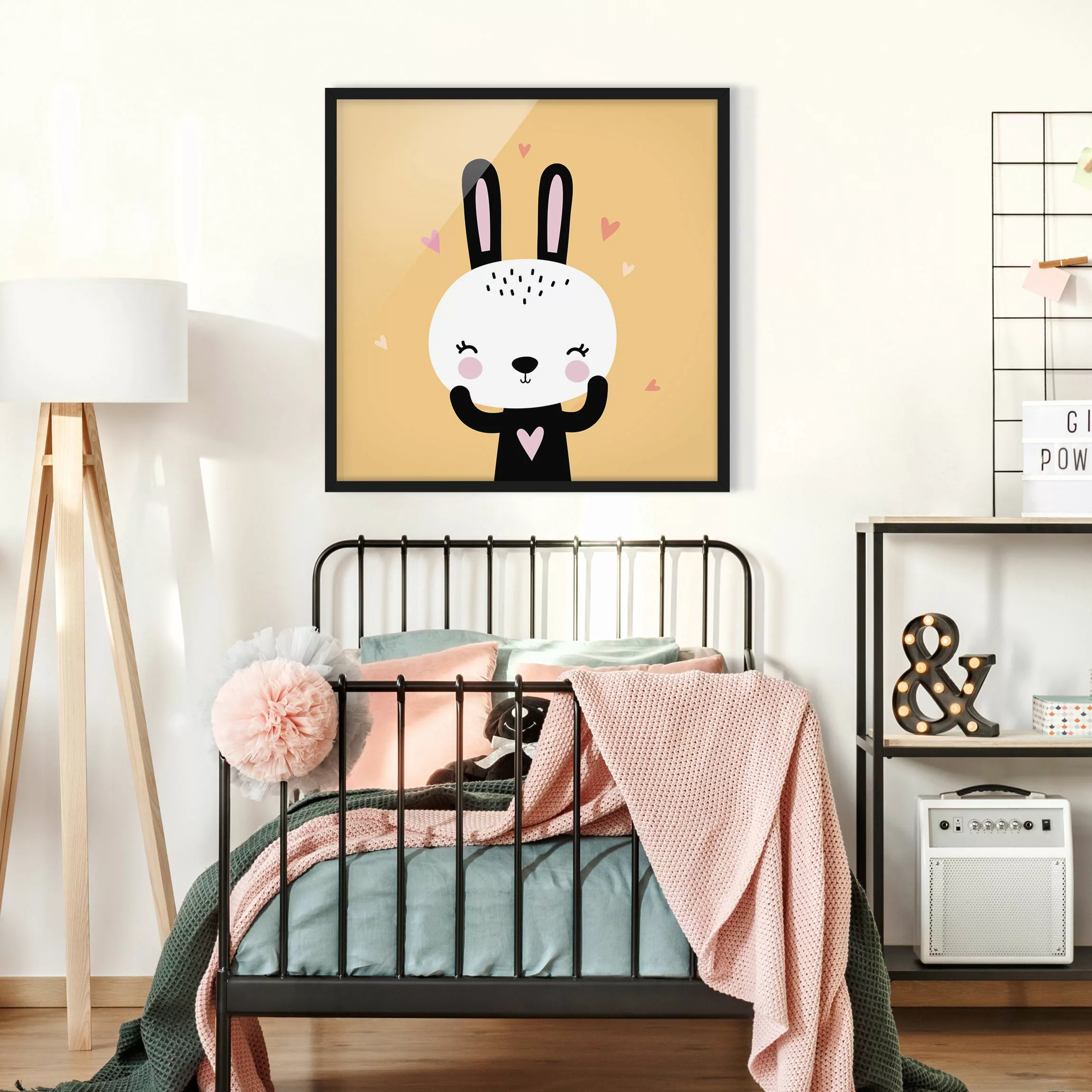 Bild mit Rahmen Kinderzimmer - Quadrat Das glückliche Häschen günstig online kaufen