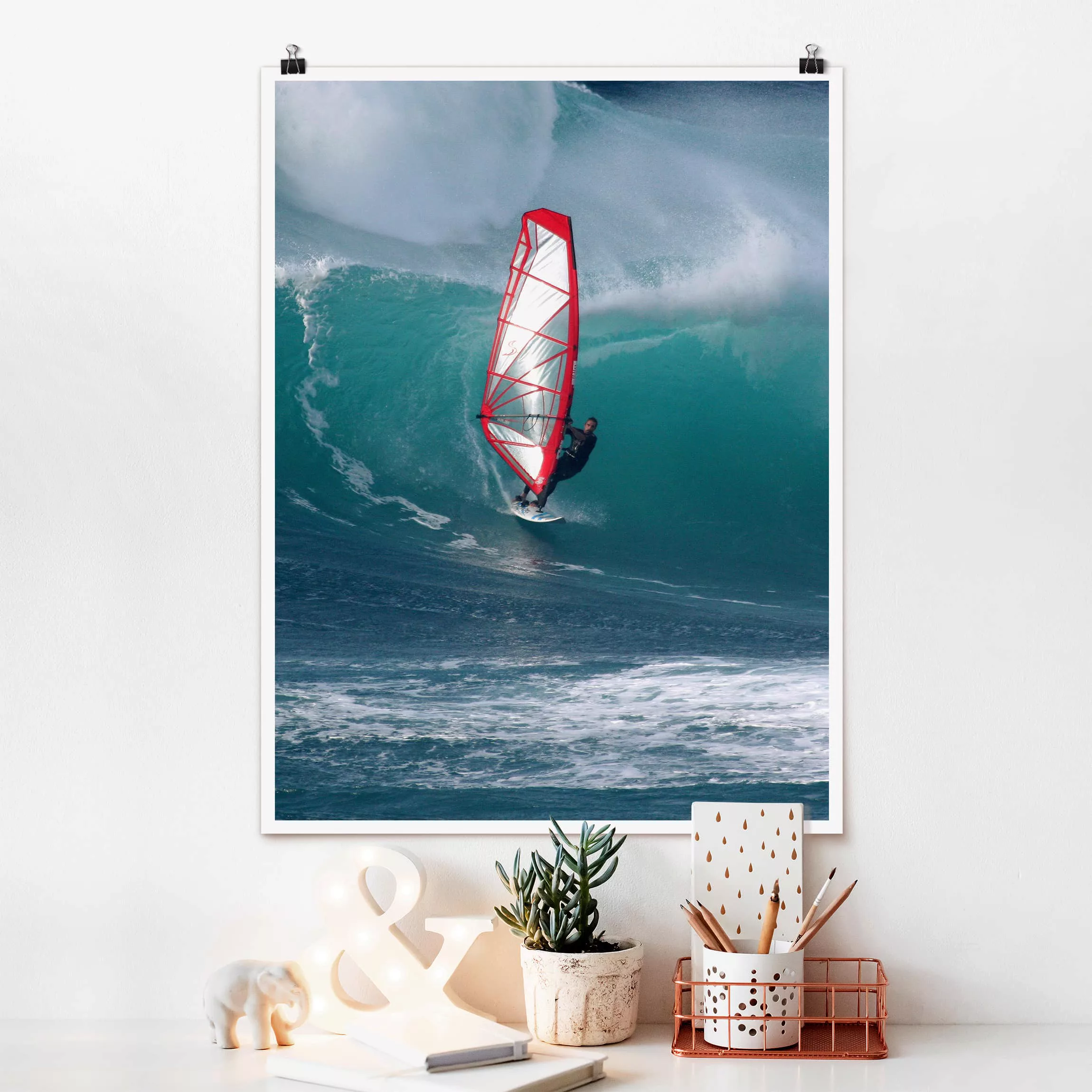Poster Strand - Hochformat The Surfer günstig online kaufen