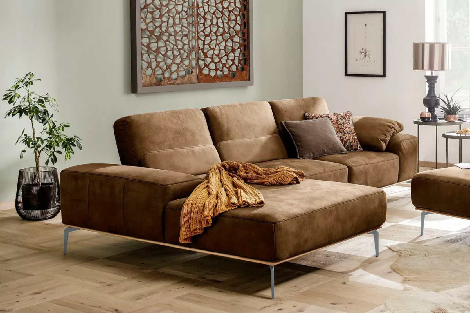 W.SCHILLIG Ecksofa run, mit elegantem Holzsockel, Füße in Silber matt, Brei günstig online kaufen