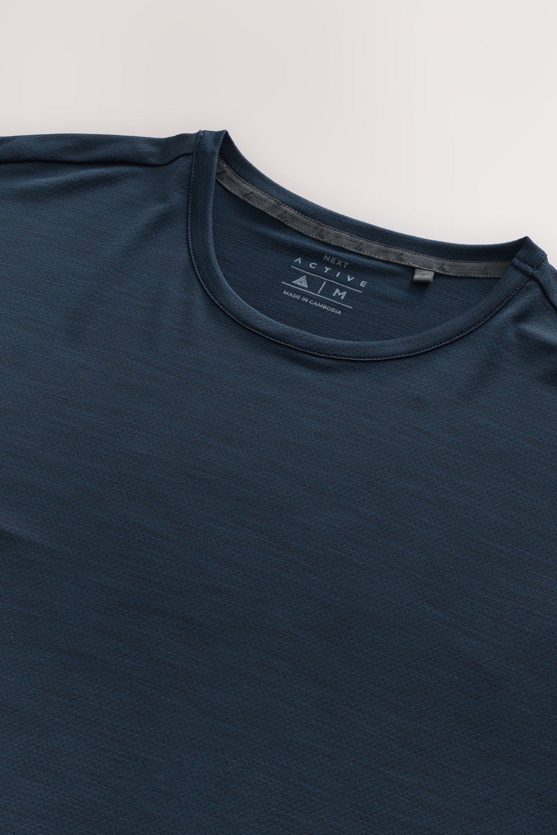 Next Trainingsshirt Sport-T-Shirt mit Netzstoff (1-tlg) günstig online kaufen