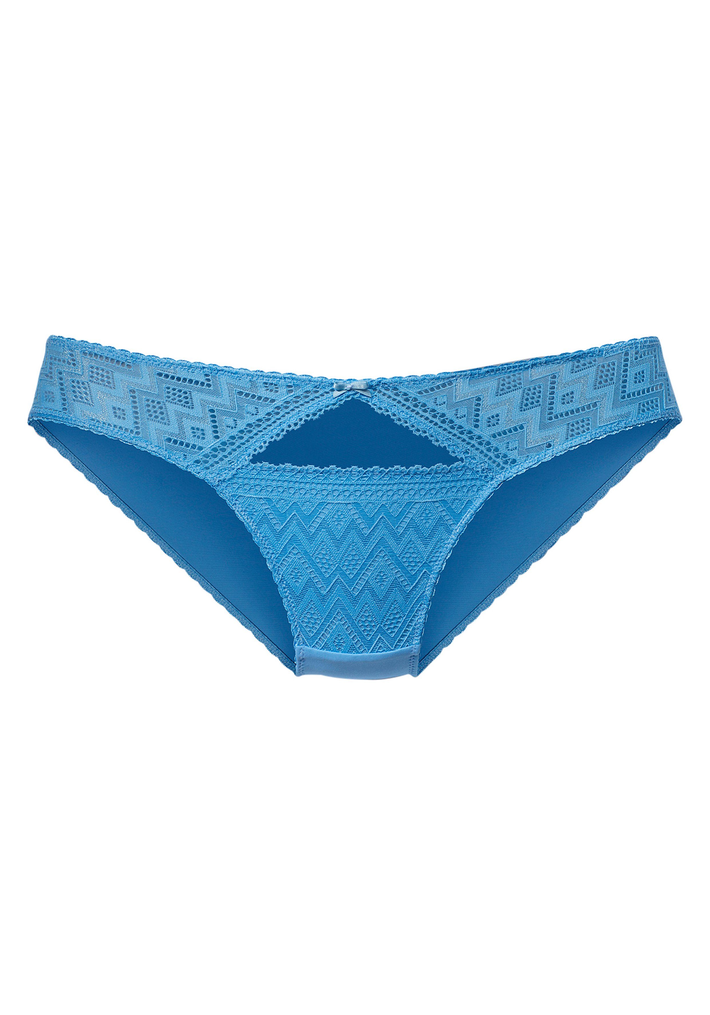 s.Oliver Bikinislip, aus graphischer Spitze mit modischem Cupt-Out günstig online kaufen