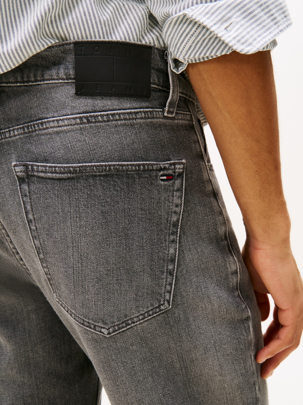 Tommy Jeans Slim-fit-Jeans "Ryan Regular Slim Straight", Slim‑Straight‑Jean günstig online kaufen