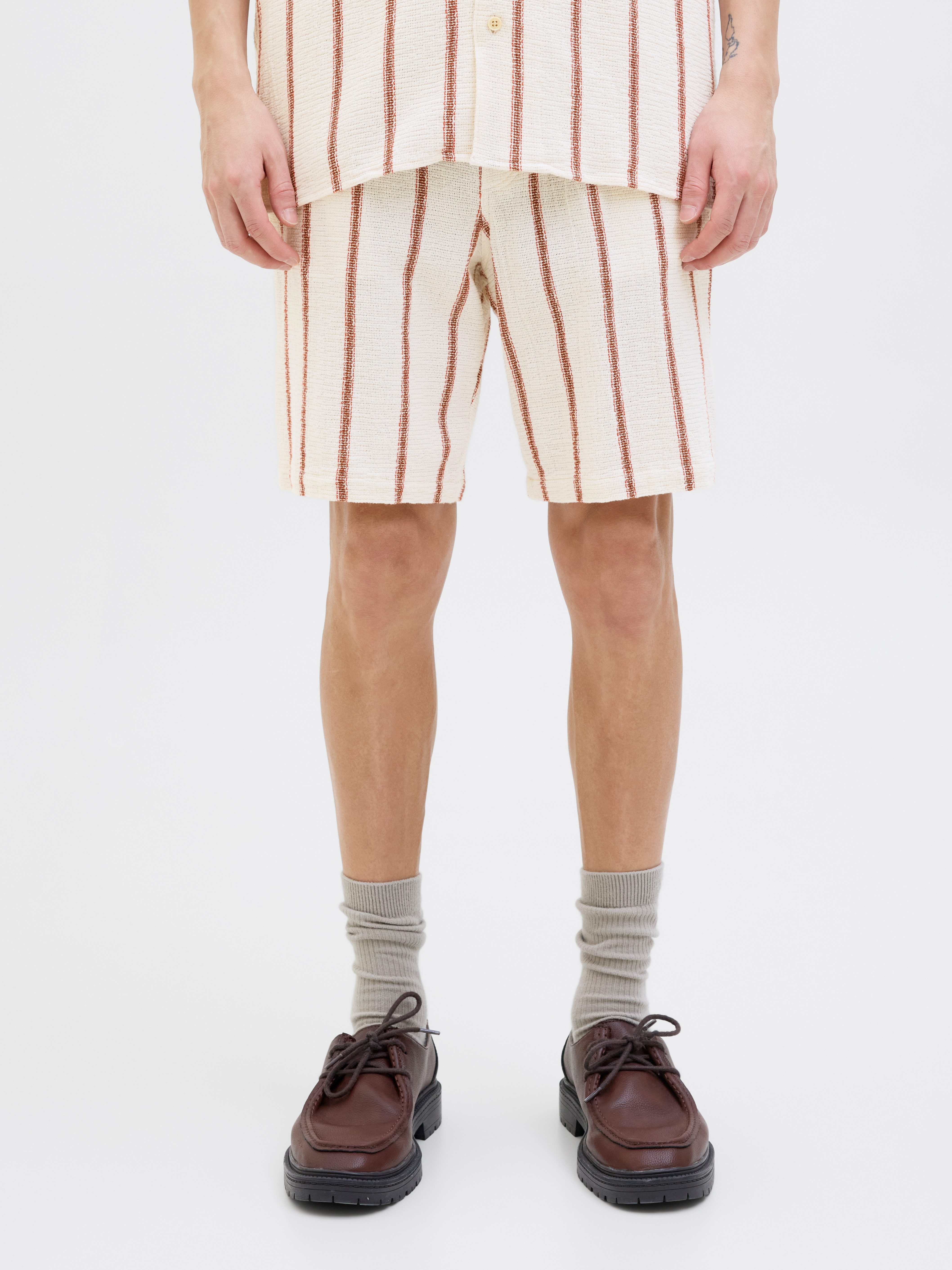 Jack & Jones Herren Short JPSTJAIDEN COBA STRIPE JOG SHORT- Regular Fit günstig online kaufen