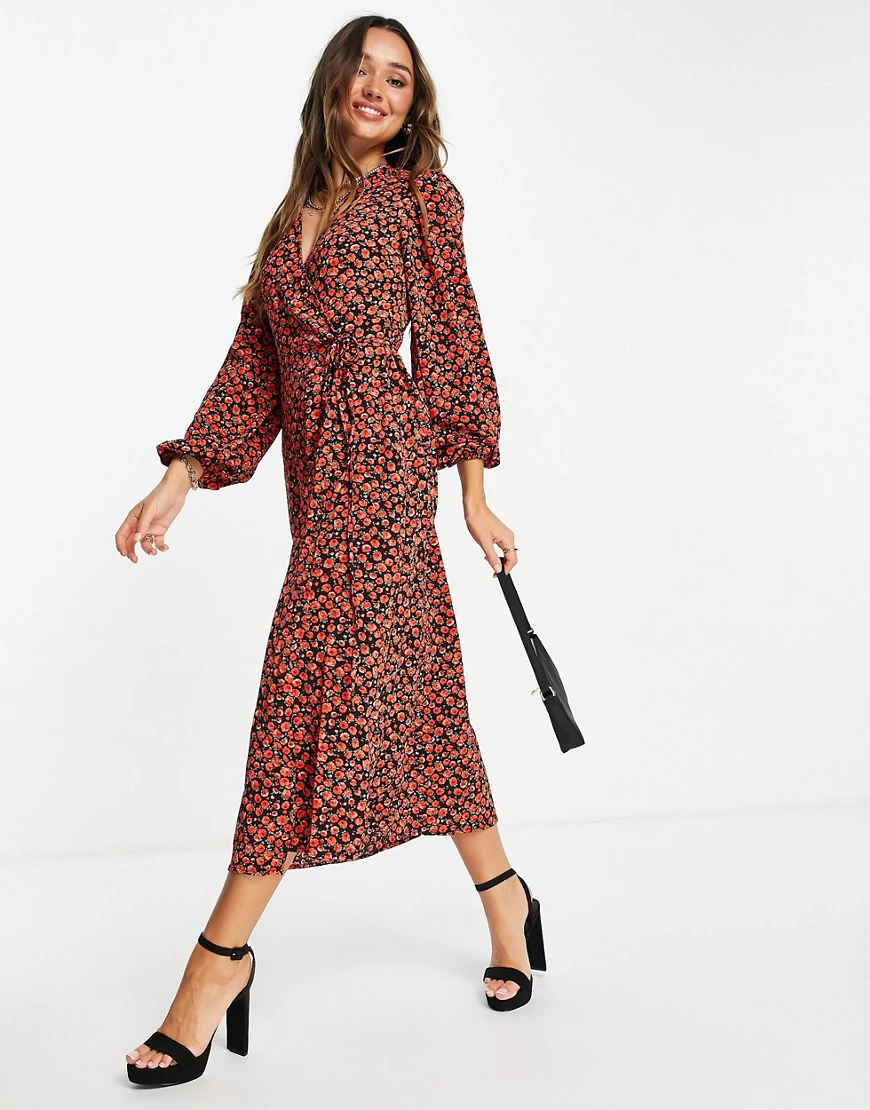 Glamorous – Midi-Wickelkleid mit Rosenmuster in Rot günstig online kaufen
