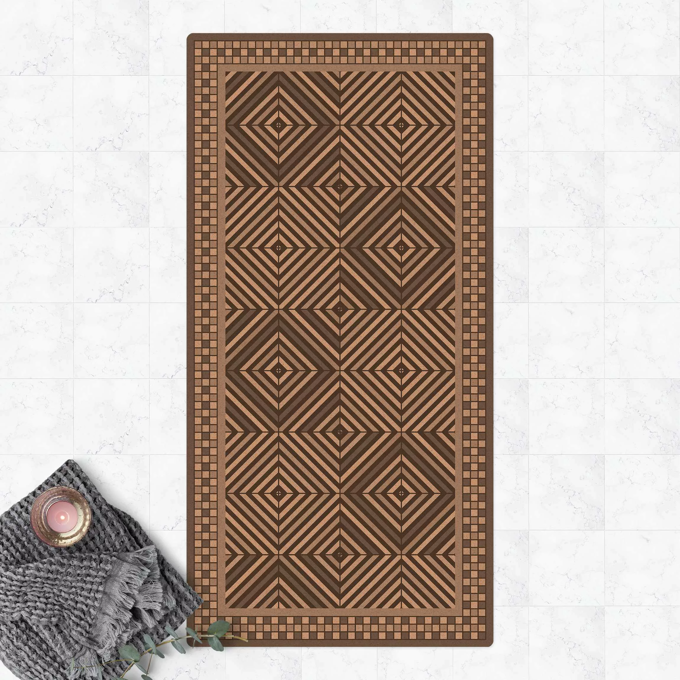 Kork-Teppich Geometrische Fliesen Strudel Grau mit schmalem Mosaikrahmen günstig online kaufen