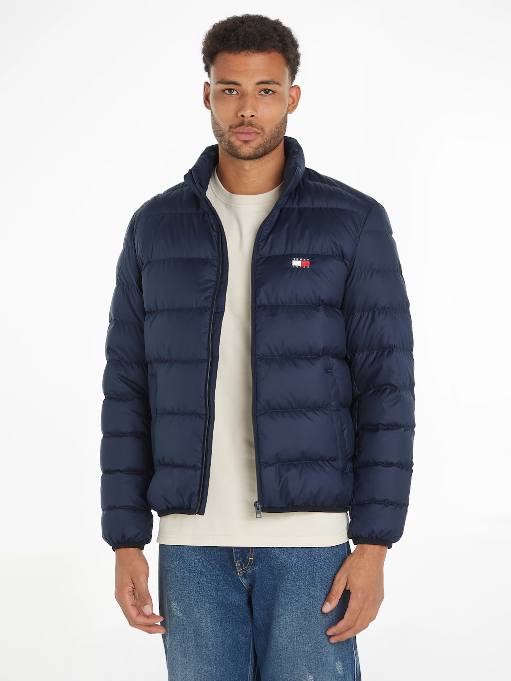 Tommy Jeans Outdoorjacke "TJM LT DOWN FLAG JACKET EXT", mit Logoprägung günstig online kaufen