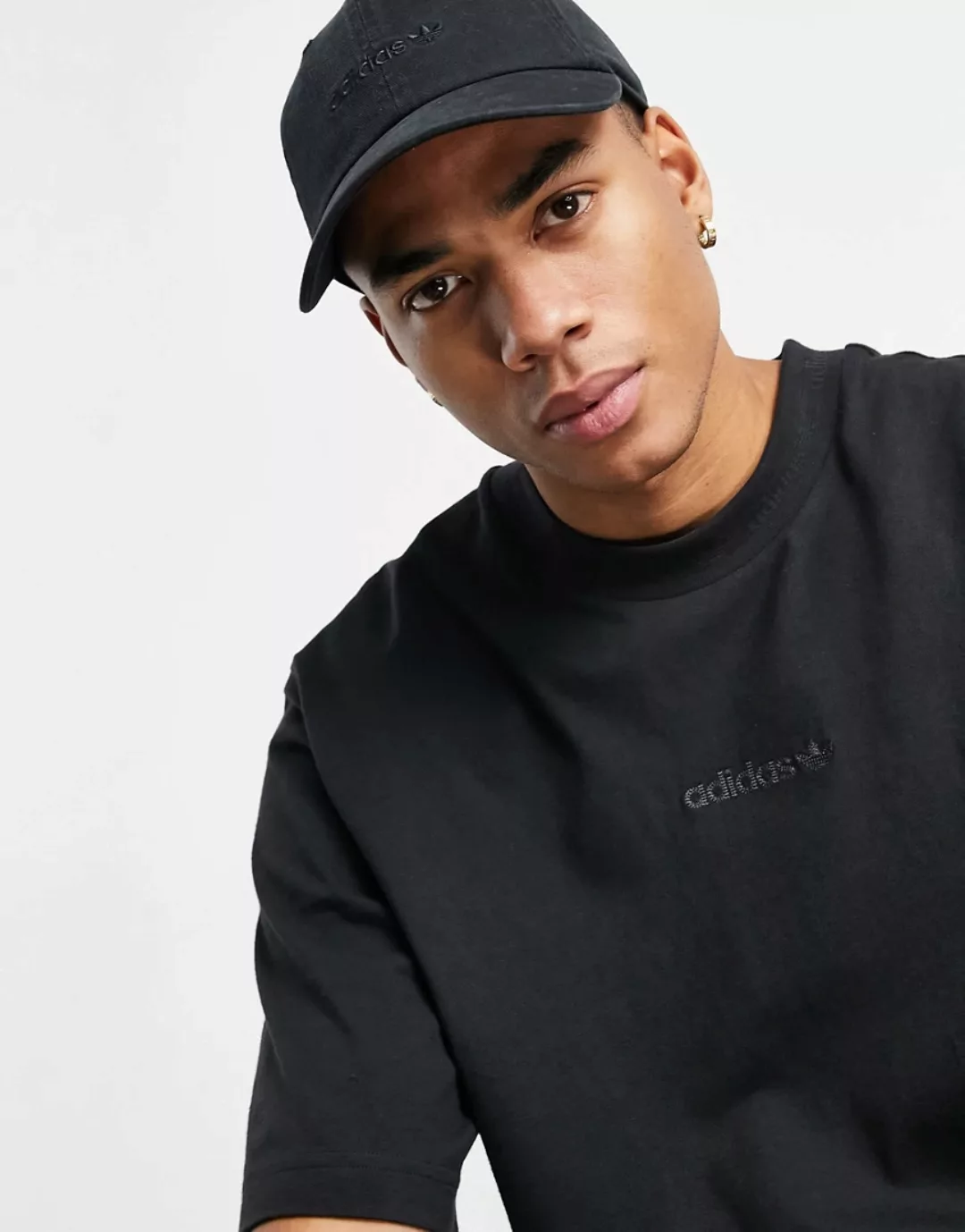 adidas Originals – Premium Sweats – Überfärbtes, geripptes T-Shirt in Schwa günstig online kaufen