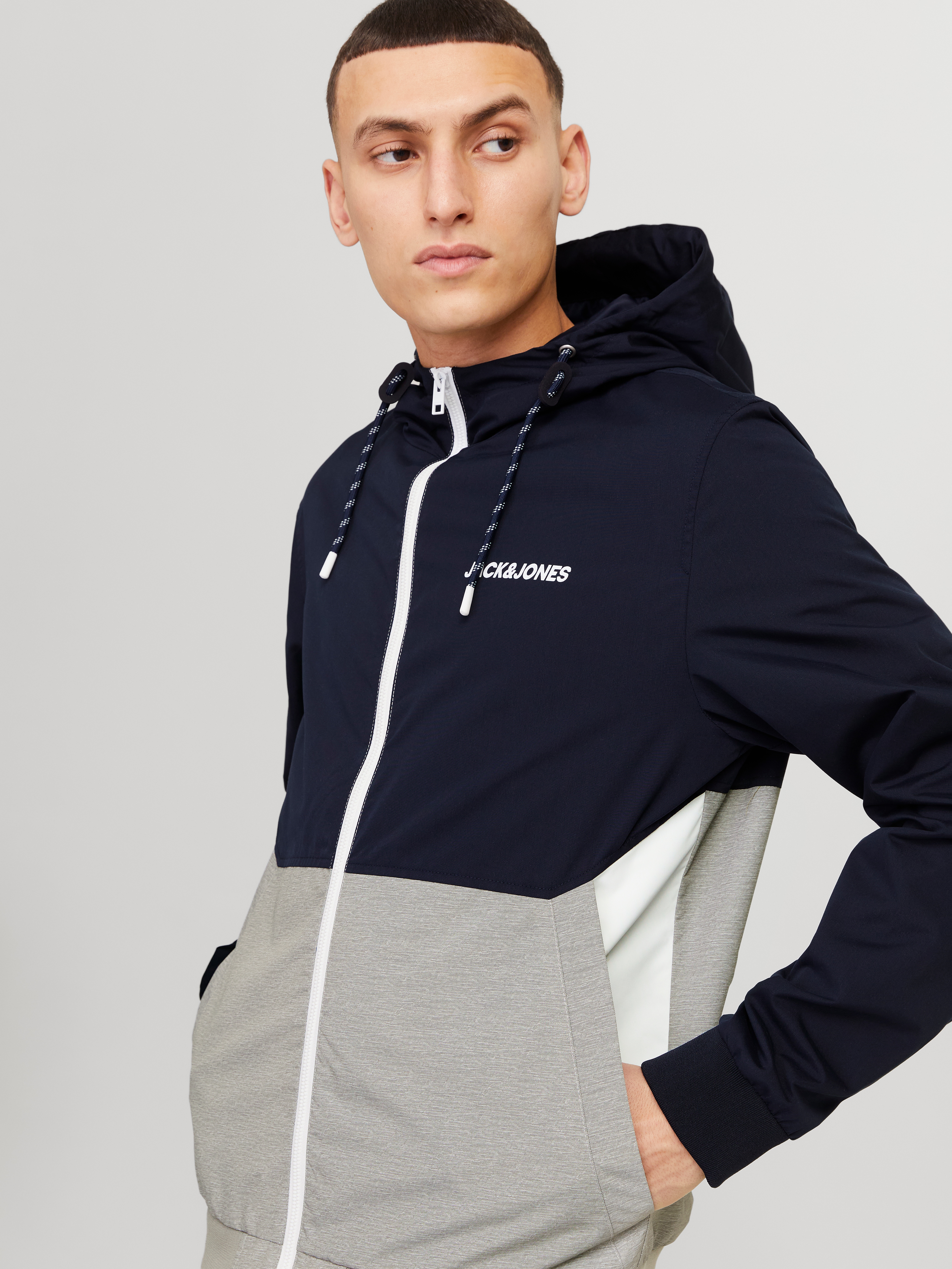 Jack & Jones Blouson "JJERUSH HOOD BOMBER NOOS", mit Kapuze, mit Logo Schri günstig online kaufen