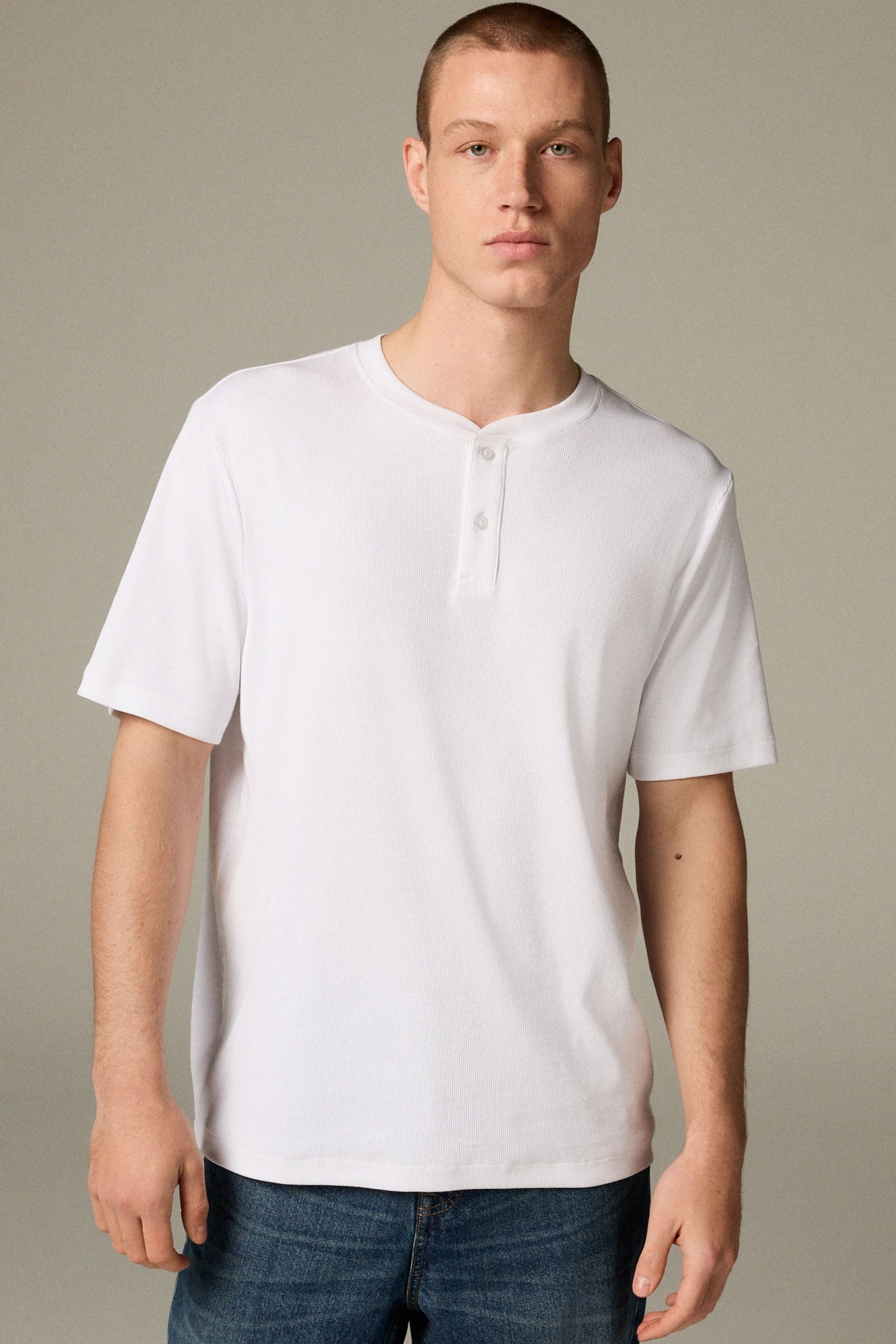 Next T-Shirt Geripptes T-Shirt mit Grandad-Kragen günstig online kaufen