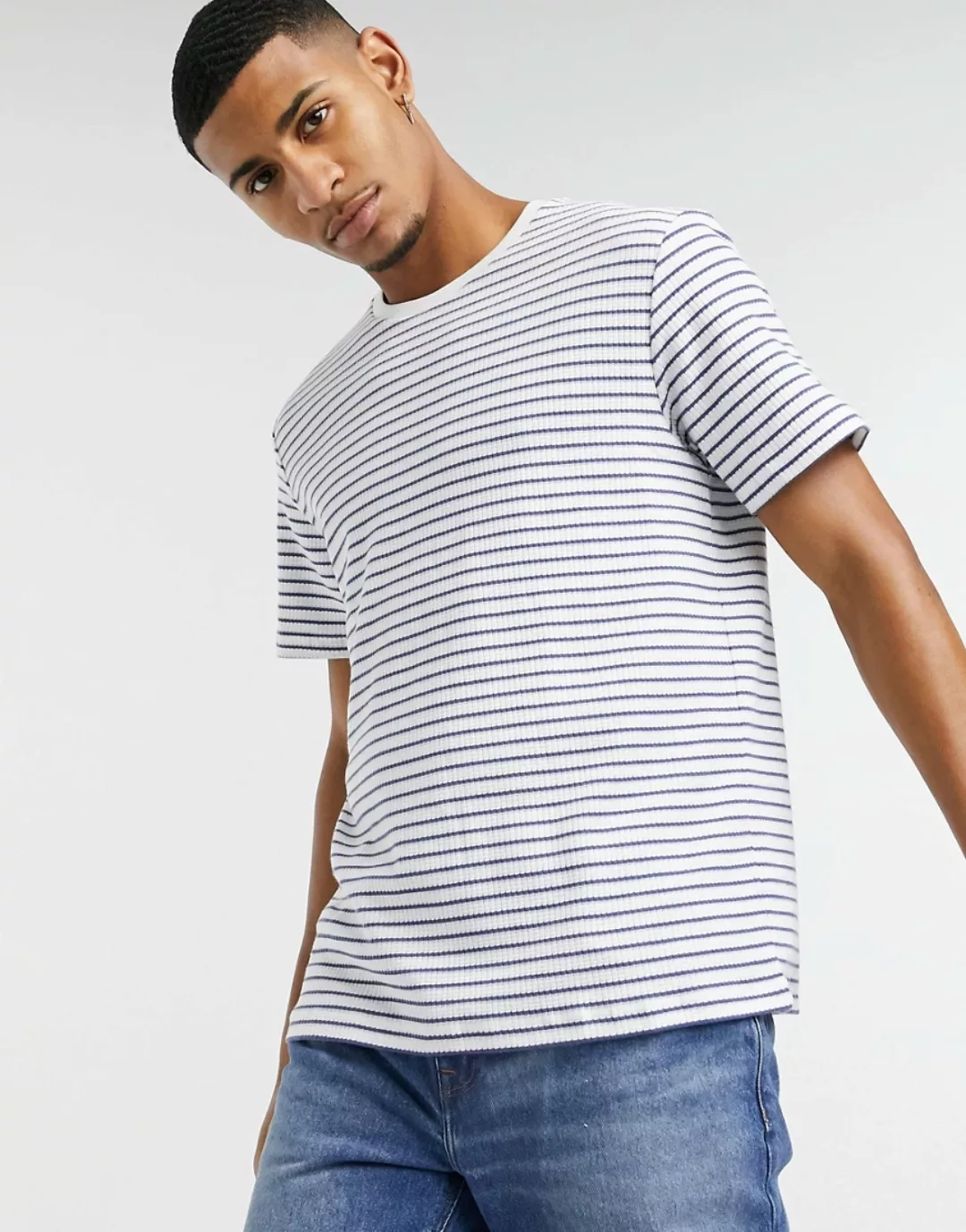 Topman – Gestreiftes T-Shirt in Blau und Weiß günstig online kaufen