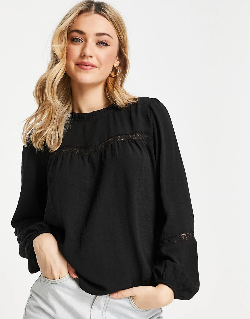 JDY – Bluse mit Spitzendetail in Schwarz günstig online kaufen