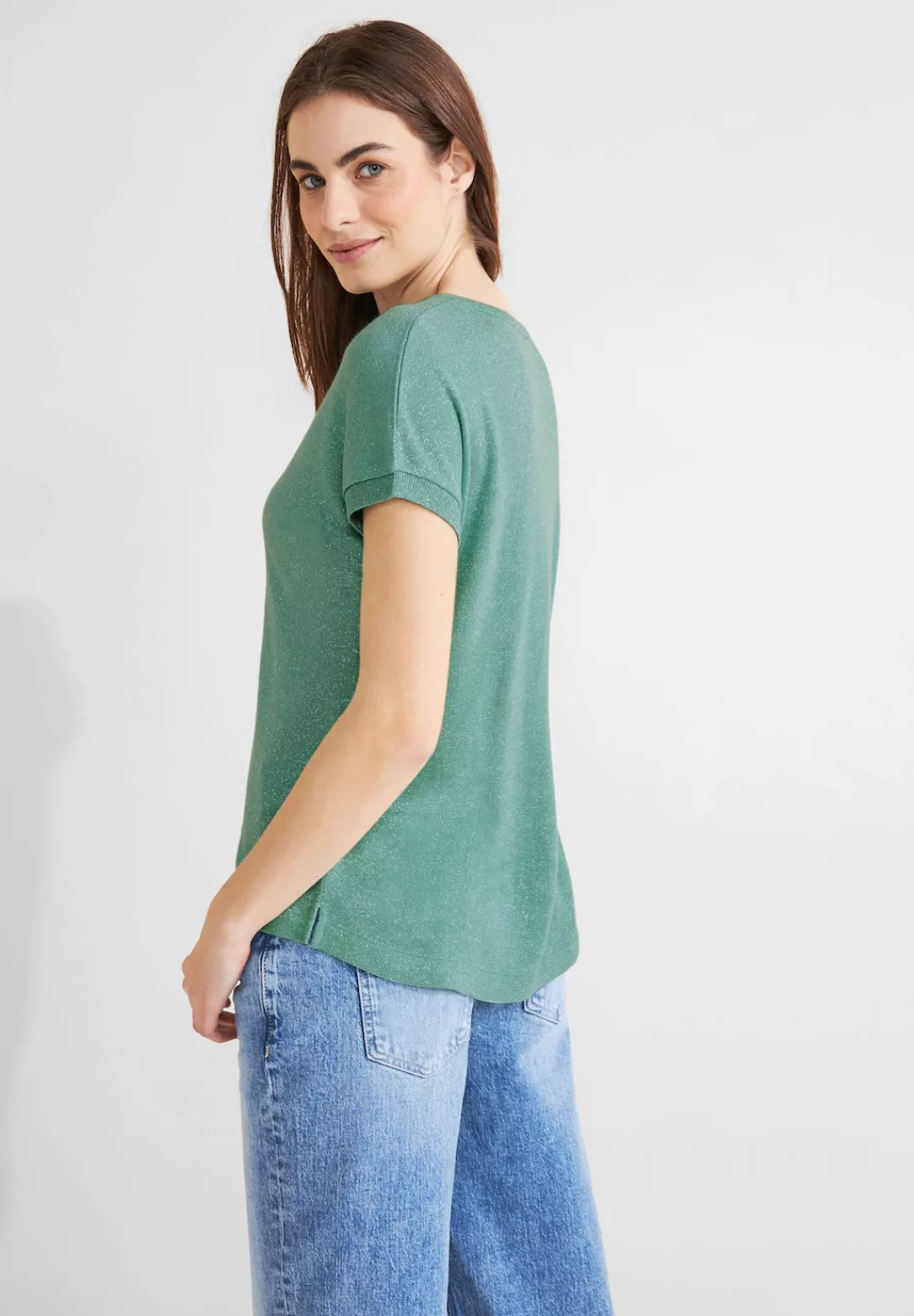 STREET ONE Stricktop LTD QR V-Neck shiny Shirt mit tiefem Rundhalsausschnit günstig online kaufen