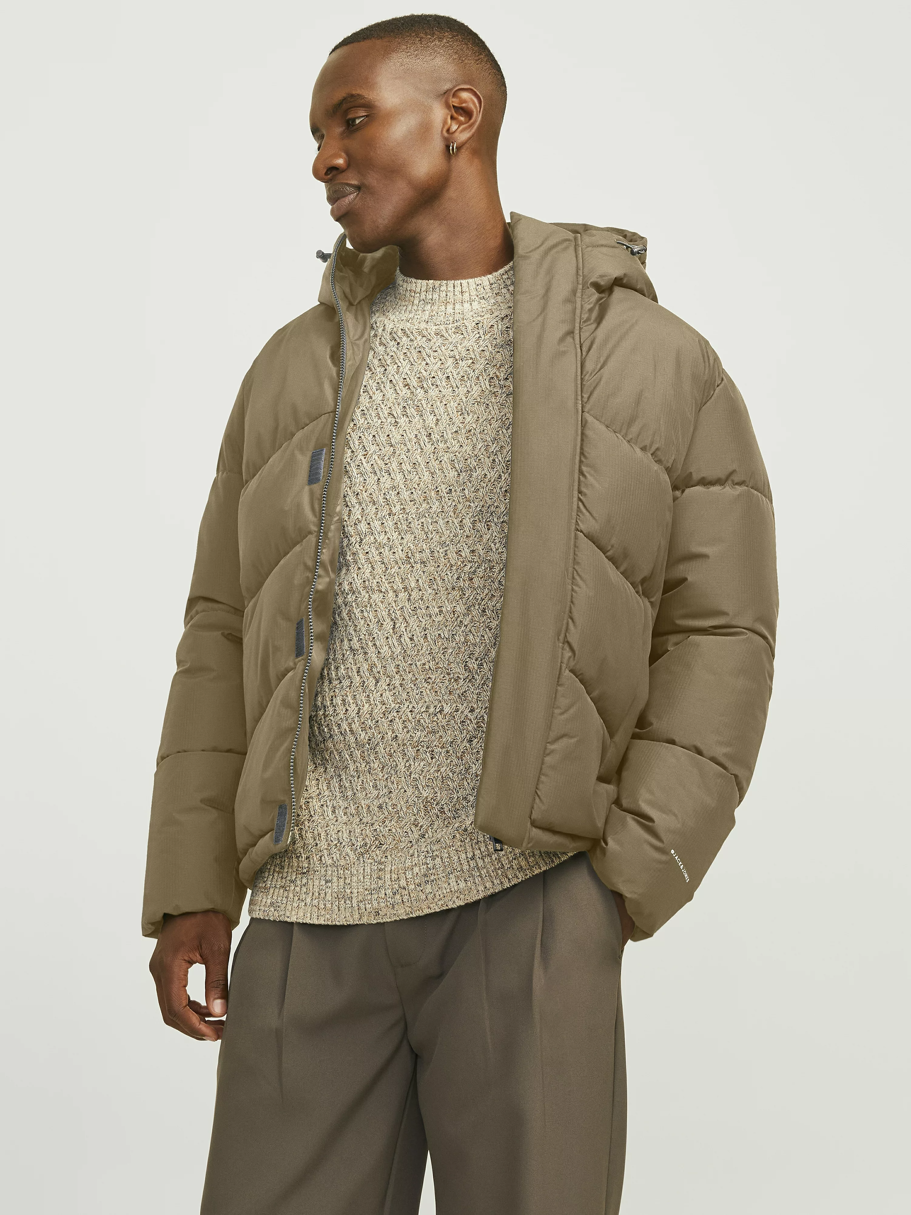 Jack & Jones Steppjacke "JJWORLD PUFFER JACKET", mit Kapuze günstig online kaufen