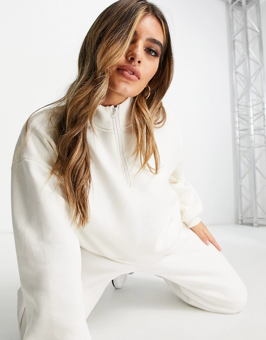 NA-KD x Viktoria & Charline – Oversize-Pullover mit Reißverschluss vorne in günstig online kaufen