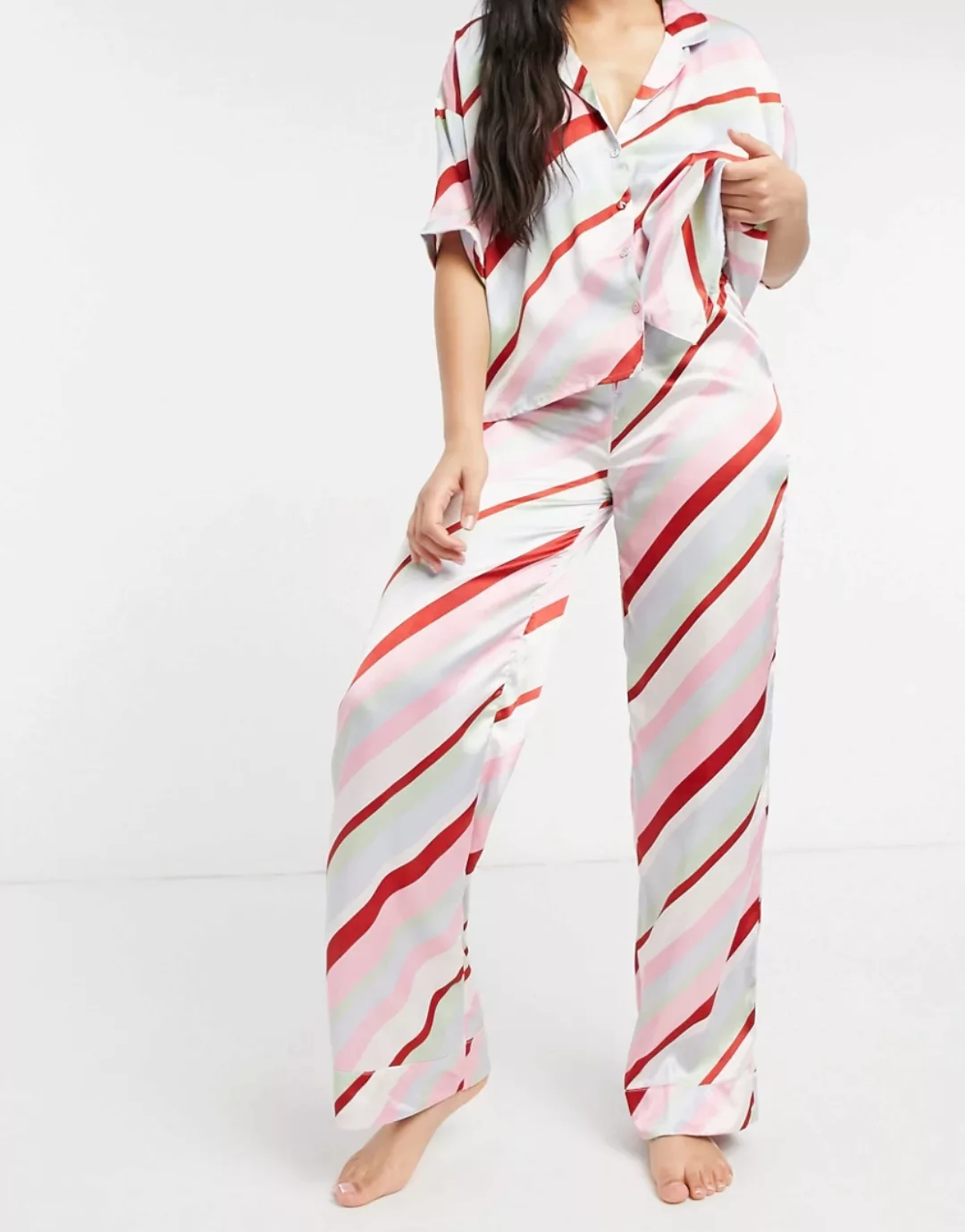 ASOS DESIGN – Mix and Match – Pyjamahose aus Satin mit Streifen in Bonbonfa günstig online kaufen