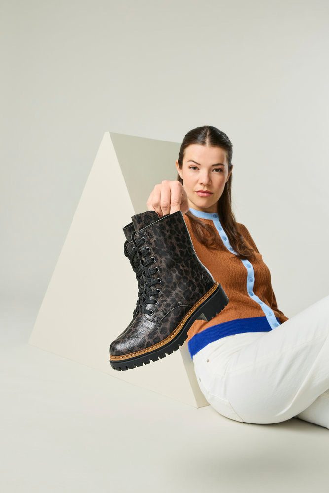 Rieker Schnürboots Schnürstiefelette, Profilsohle, mit kontrastfarbenem günstig online kaufen