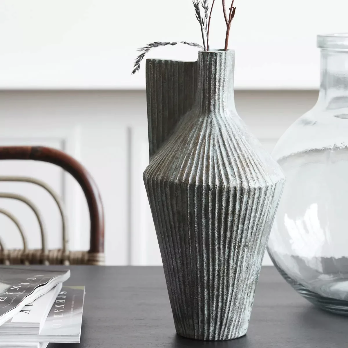 Vase Cleo aus Aluminium in Blau und Gold günstig online kaufen
