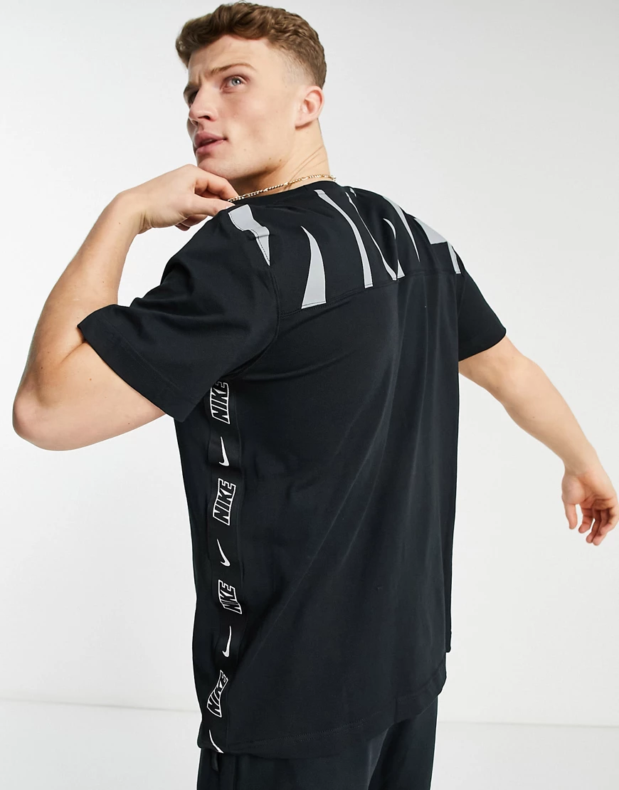 Nike – HBR – T-Shirt in Schwarz mit Logo günstig online kaufen