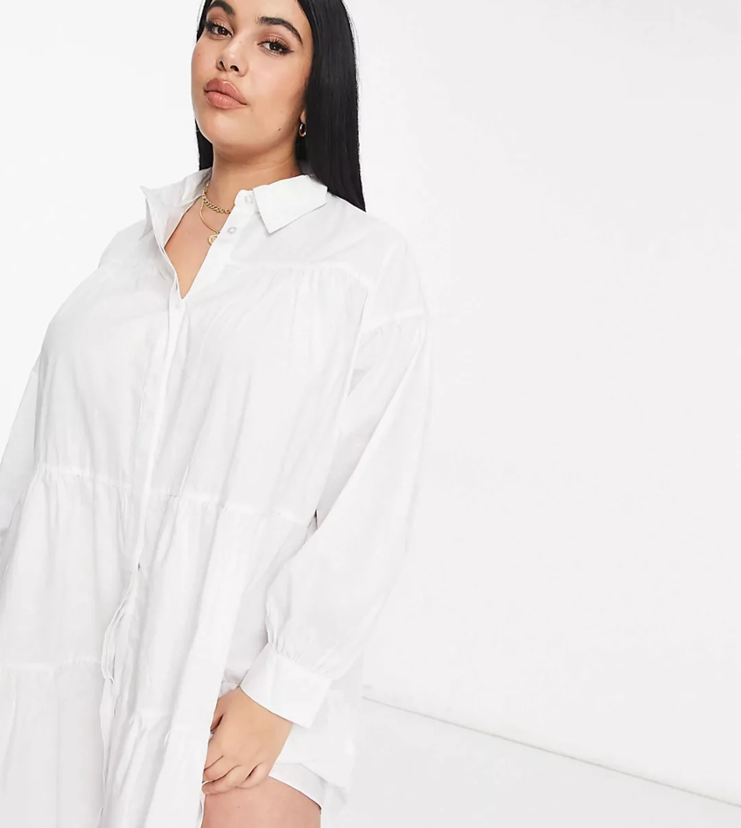Threadbare – Große Größen – Gestuftes Hemdkleid in Weiß günstig online kaufen