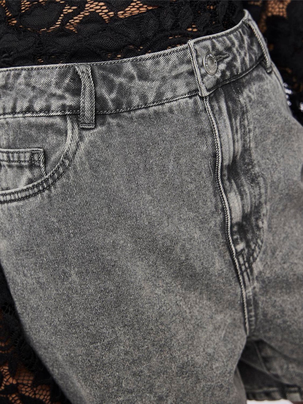 pieces Jeansshorts "PCABBI MW SHORTS NOOS" günstig online kaufen