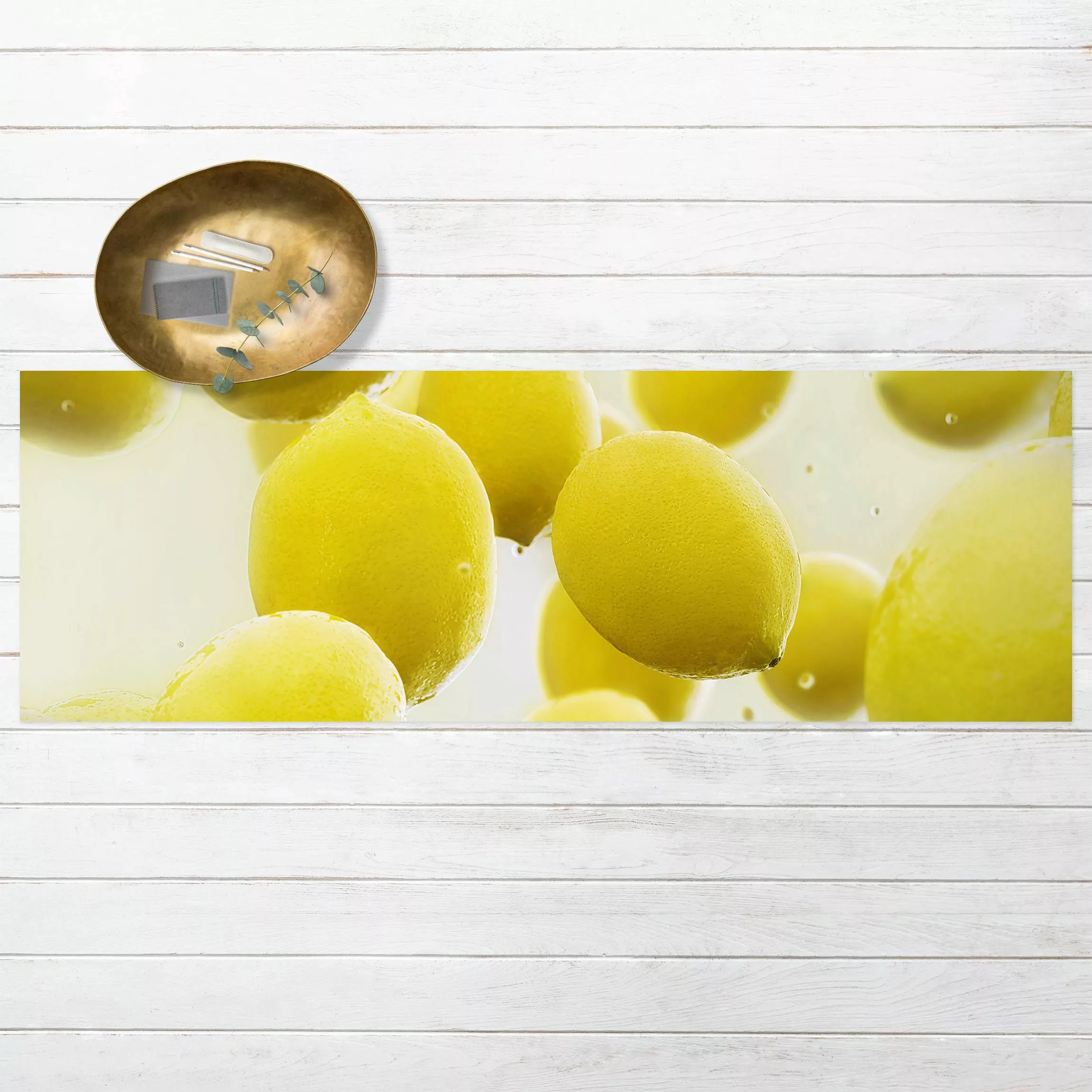 Vinyl-Teppich Zitronen im Wasser günstig online kaufen