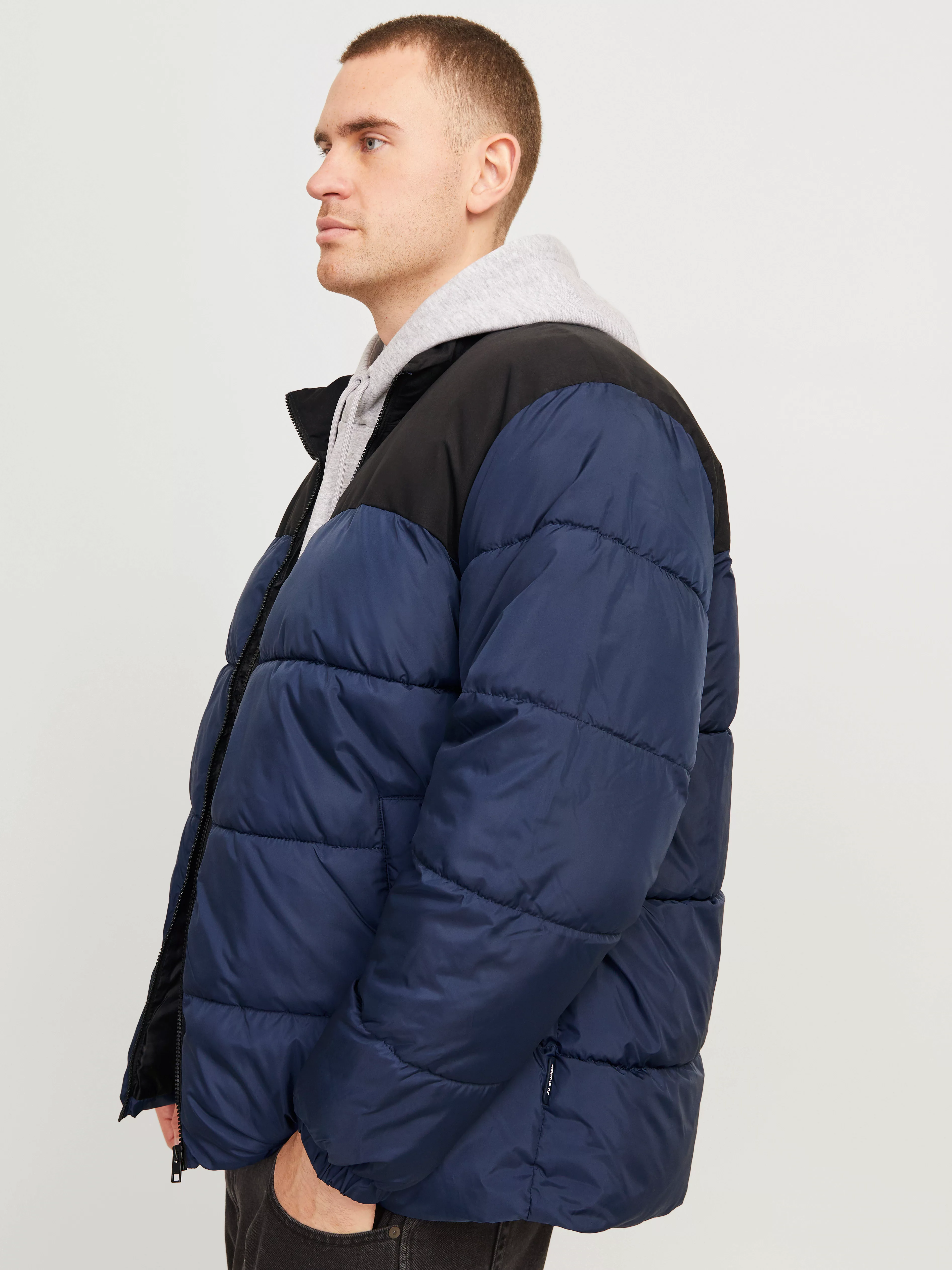 Jack & Jones PlusSize Steppjacke "JJMOON STAND COLLAR PUFFER PLS" günstig online kaufen