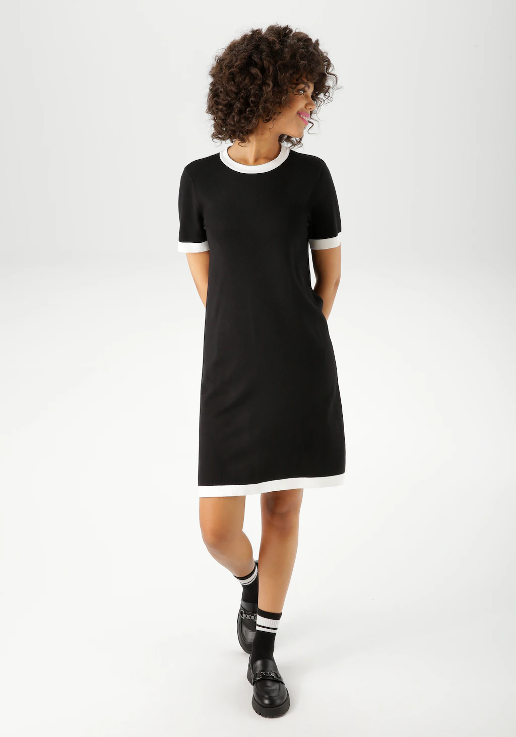 Aniston CASUAL Strickkleid, mit kontrastfarbigen Ripp-Bündchen - NEUE KOLLE günstig online kaufen