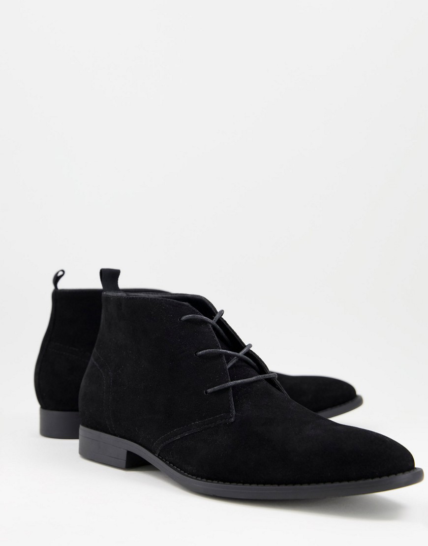 ASOS DESIGN – Schwarze Chukka-Stiefel in Wildlederoptik günstig online kaufen