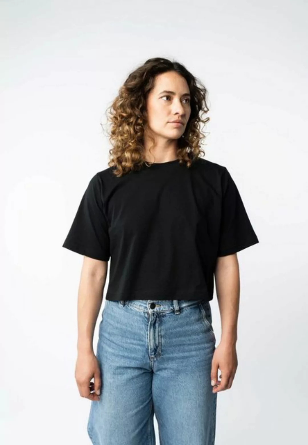 MELA Kurzarmshirt Damen Cropped T-Shirt DESNA Rippbündchen günstig online kaufen