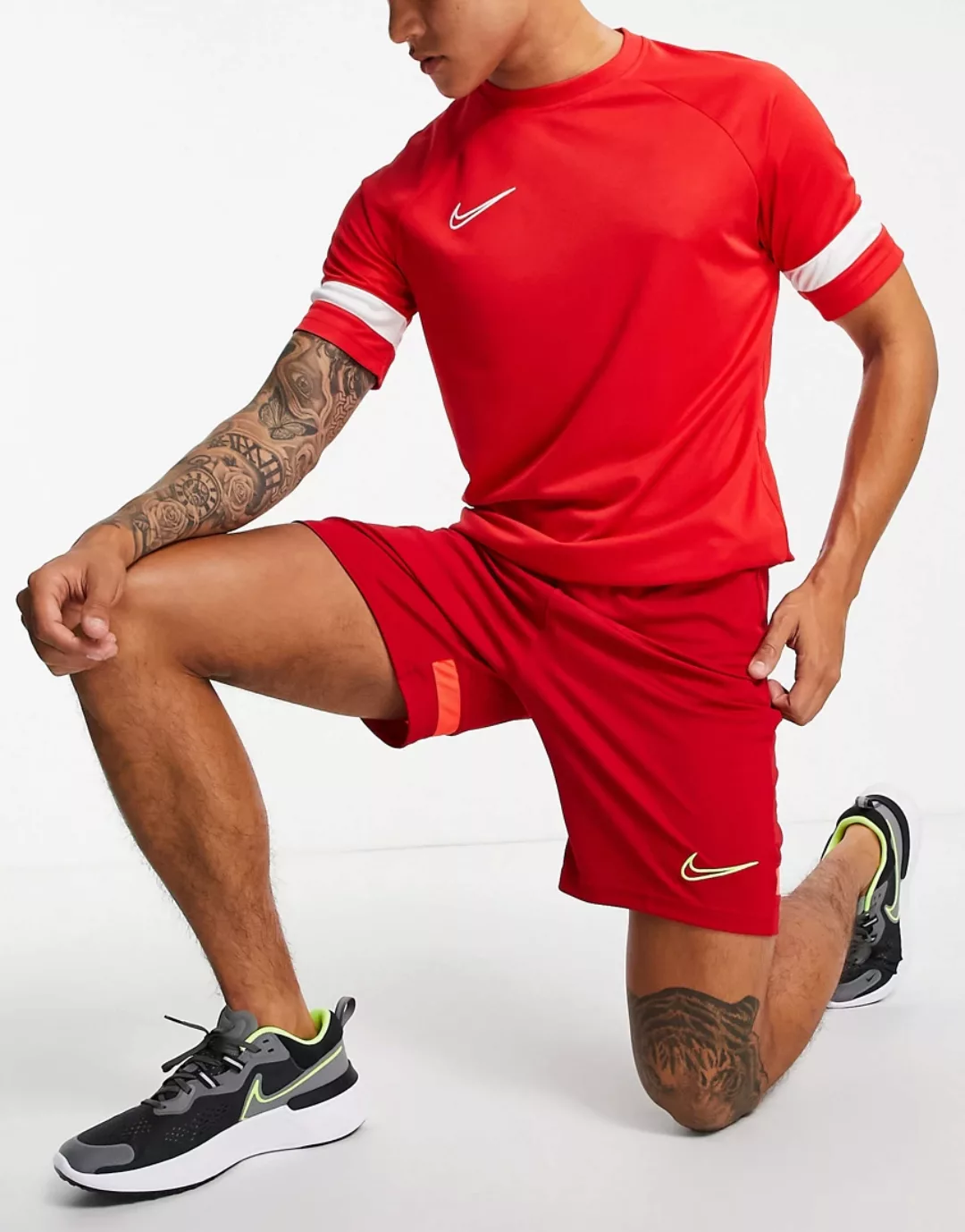 Nike Football – Dri-FIT Academy 21 – Shorts in Rot günstig online kaufen